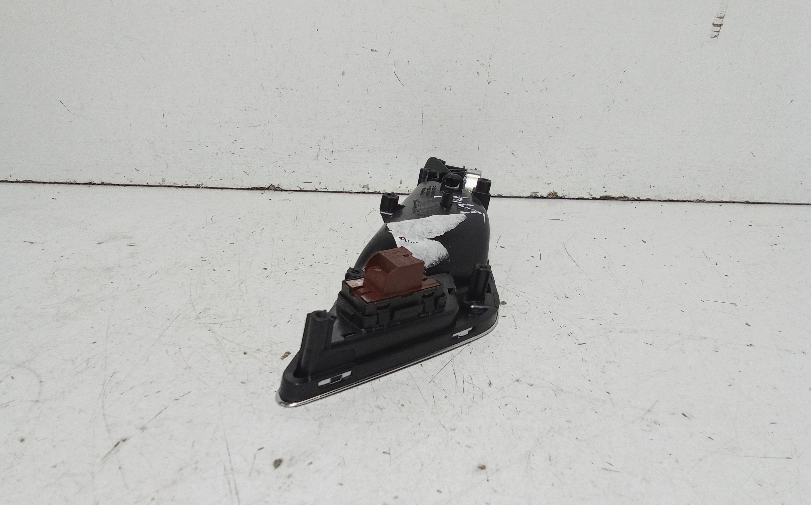 Maniglia interna anteriore Sinistra AUDI Q2 Serie (GAB) (16>)