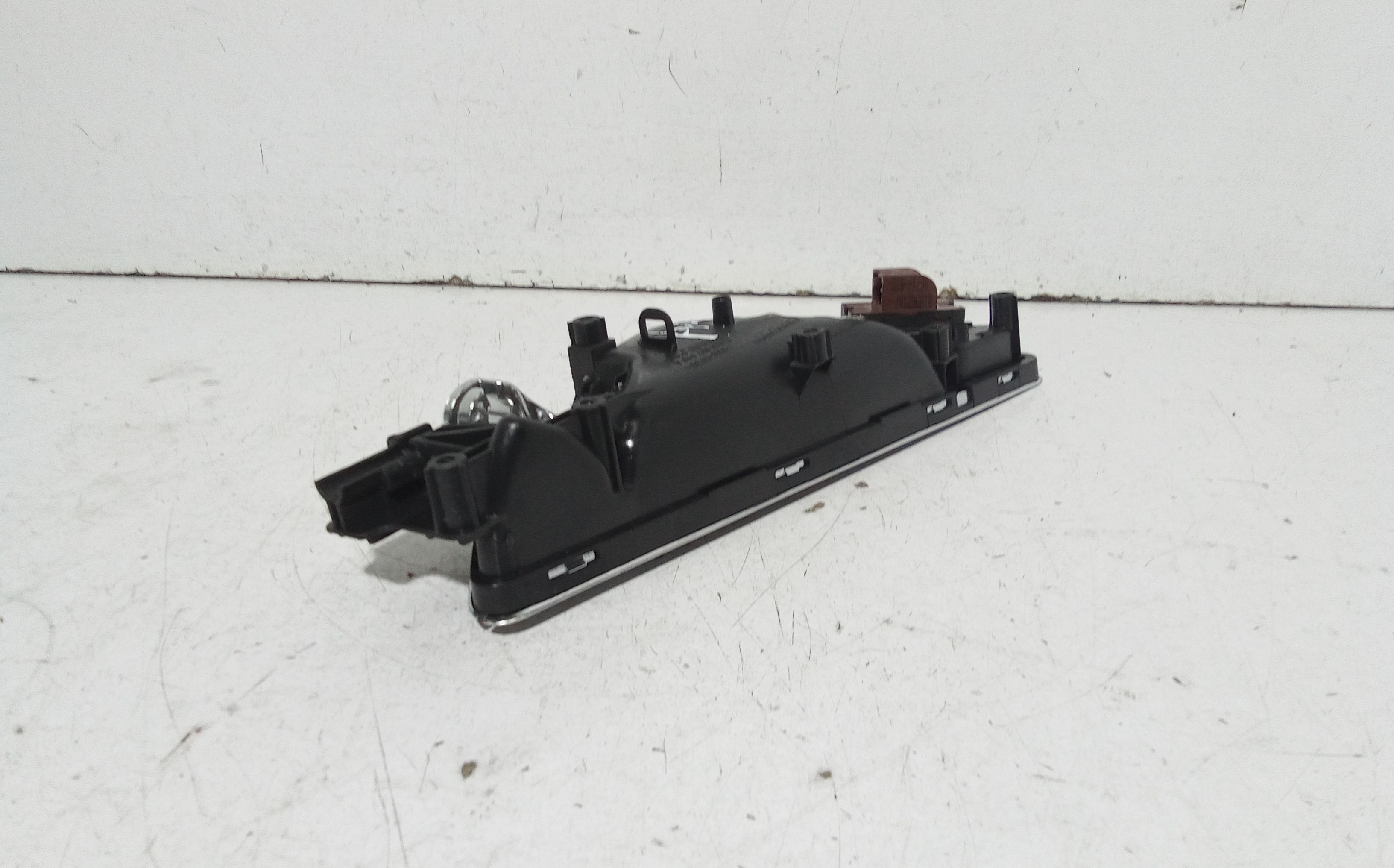 Maniglia interna anteriore Sinistra AUDI Q2 Serie (GAB) (16>)