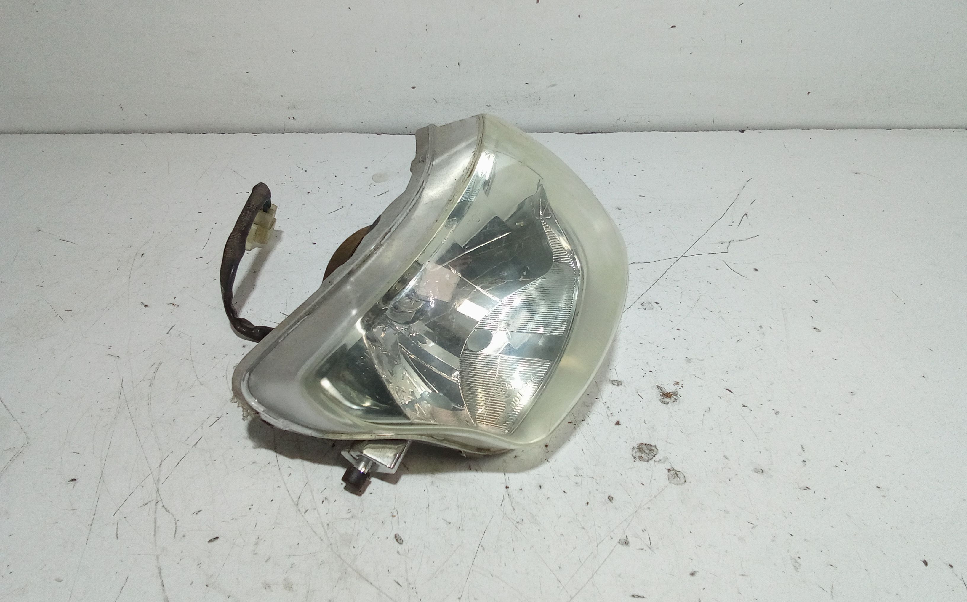 Faro anteriore PEUGEOT Tweet 125cc