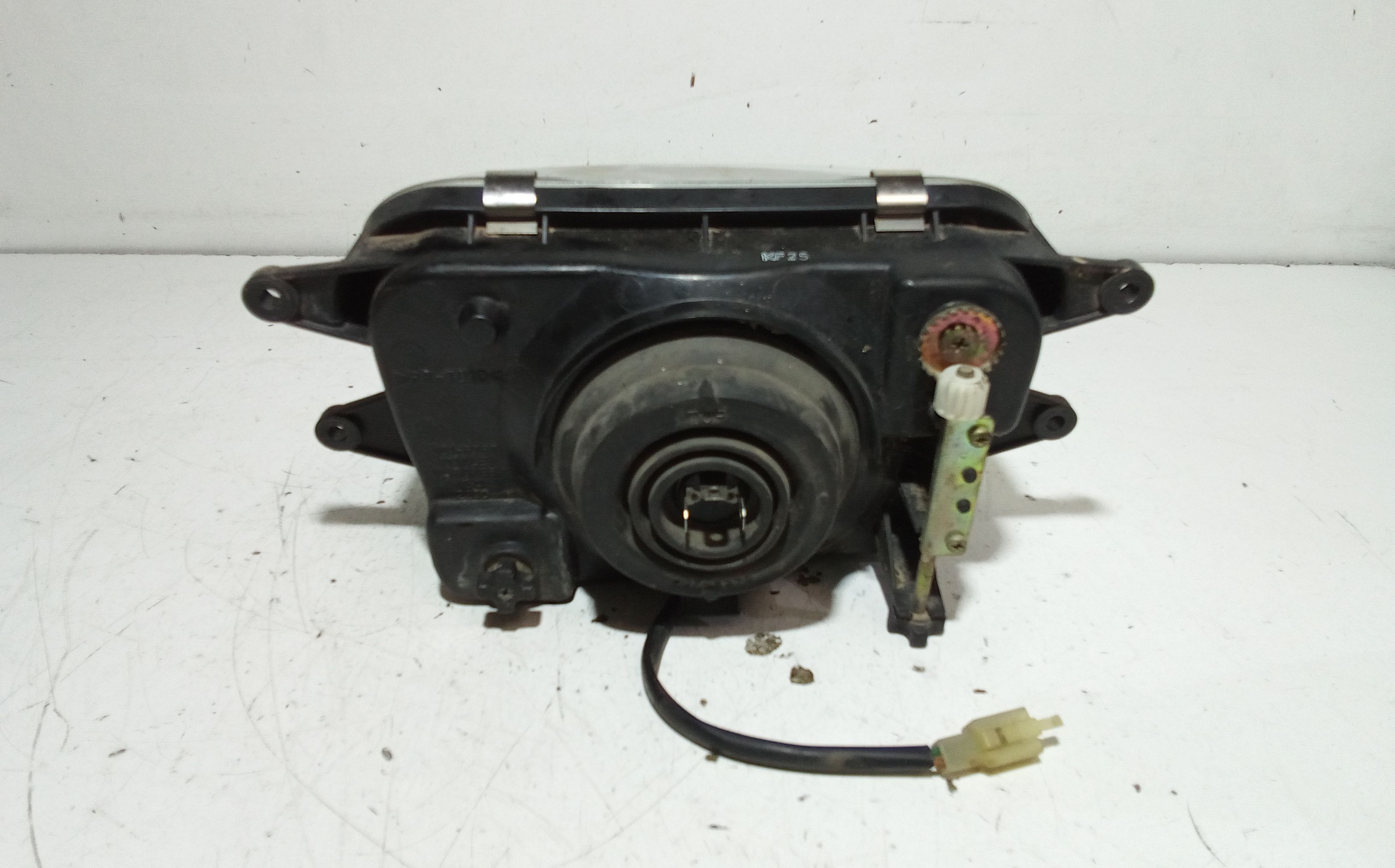 Faro anteriore Yamaha Majesty 125cc (00>06)