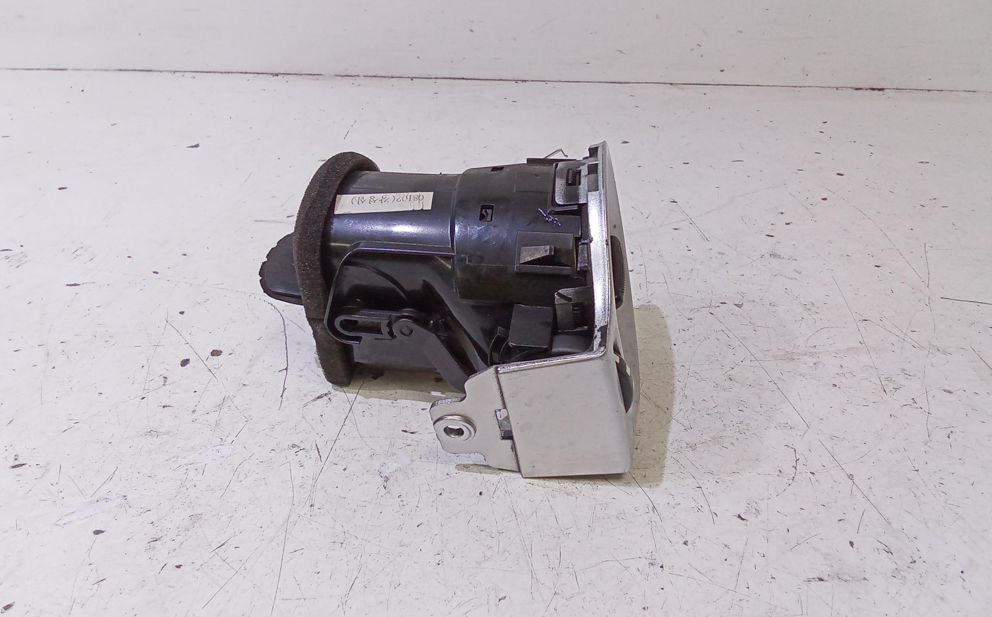 Bocchetta aria cruscotto lato guida RENAULT Koleos 1 Serie