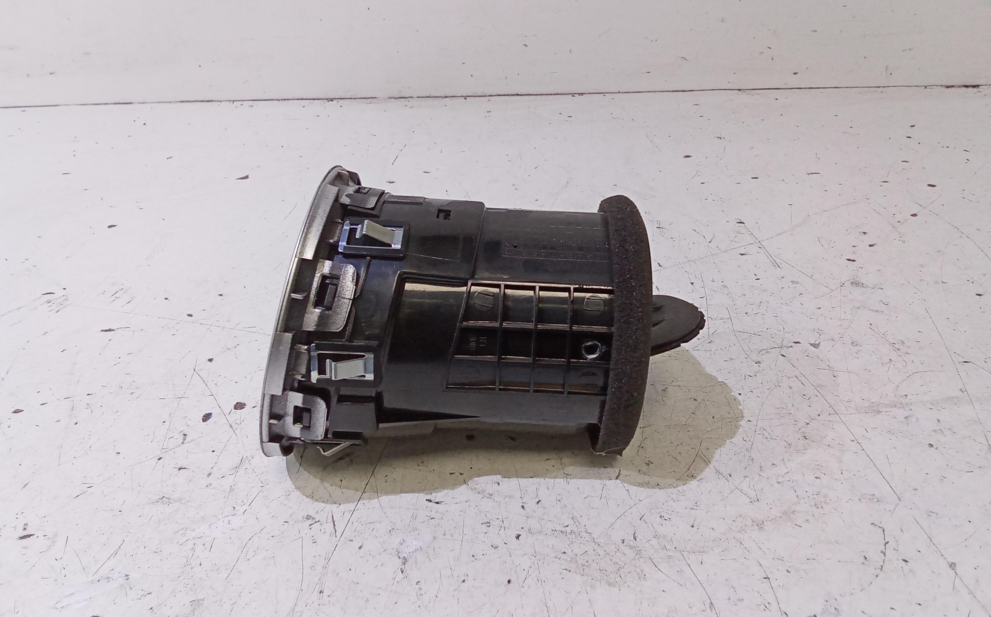 Bocchetta aria cruscotto lato guida RENAULT Koleos 1 Serie