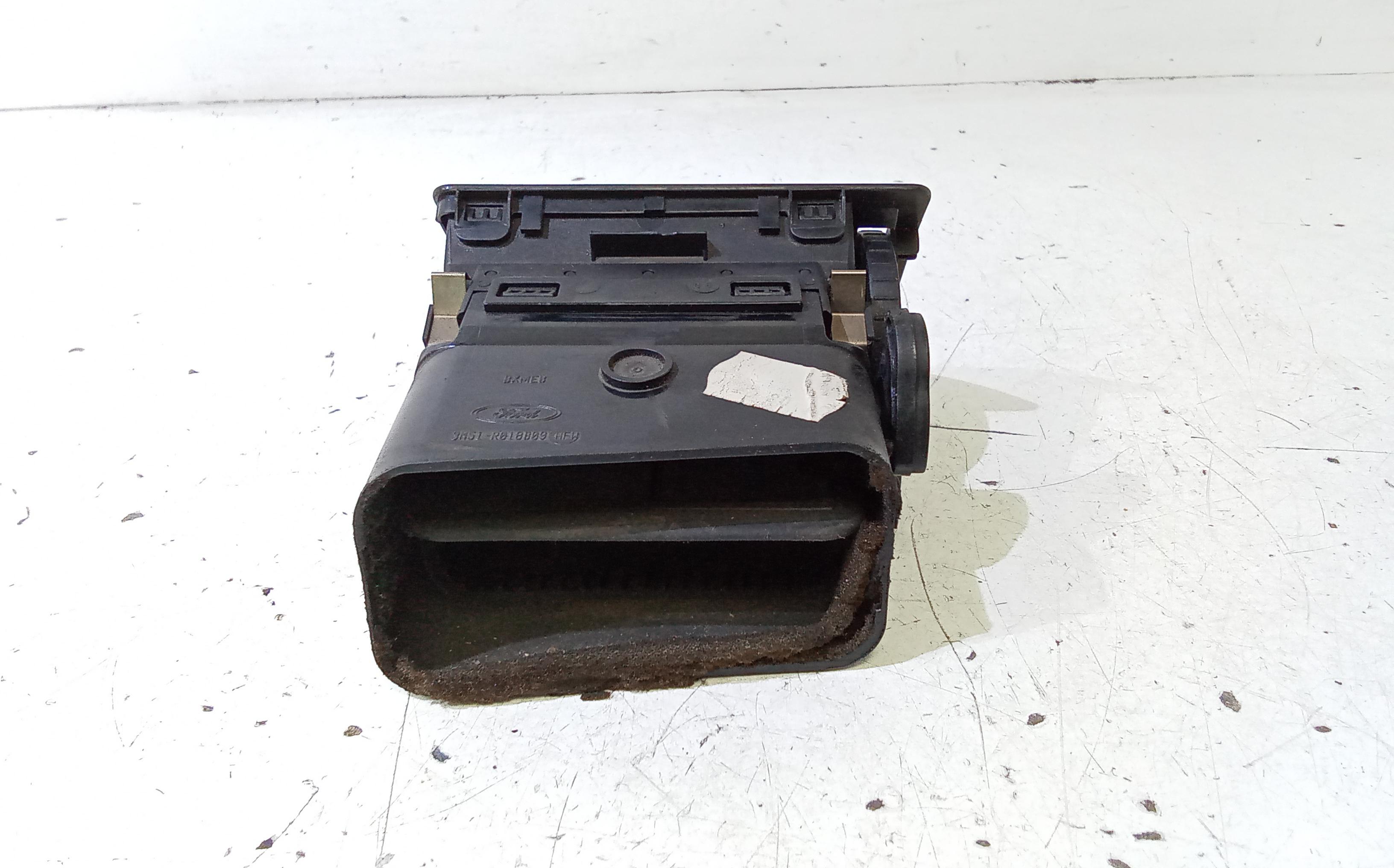 Bocchetta aria cruscotto lato guida FORD C - Max Serie (03>07)