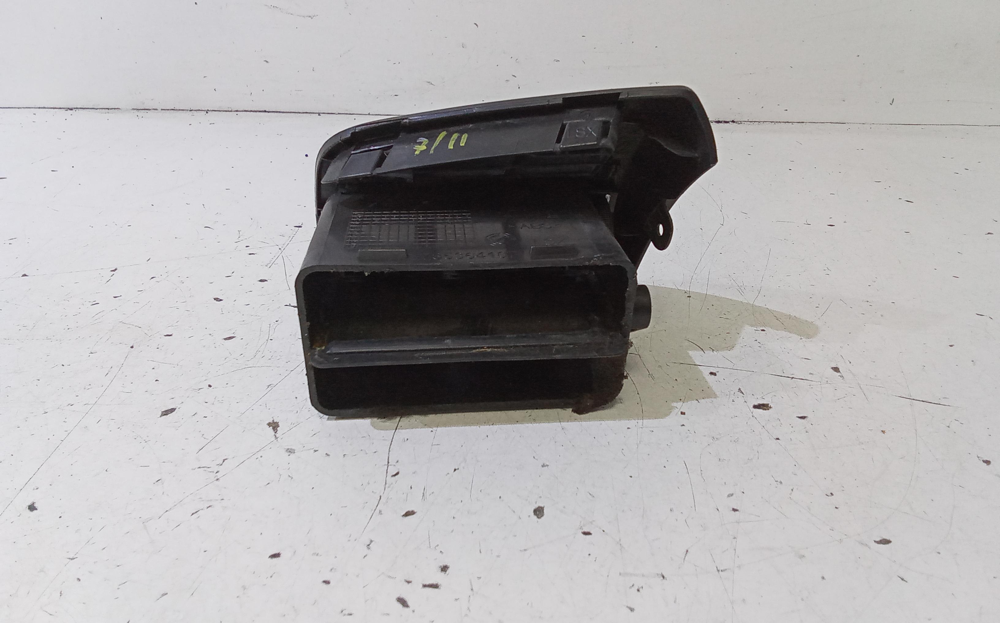 Bocchetta aria cruscotto lato guida FIAT Croma 3 Serie