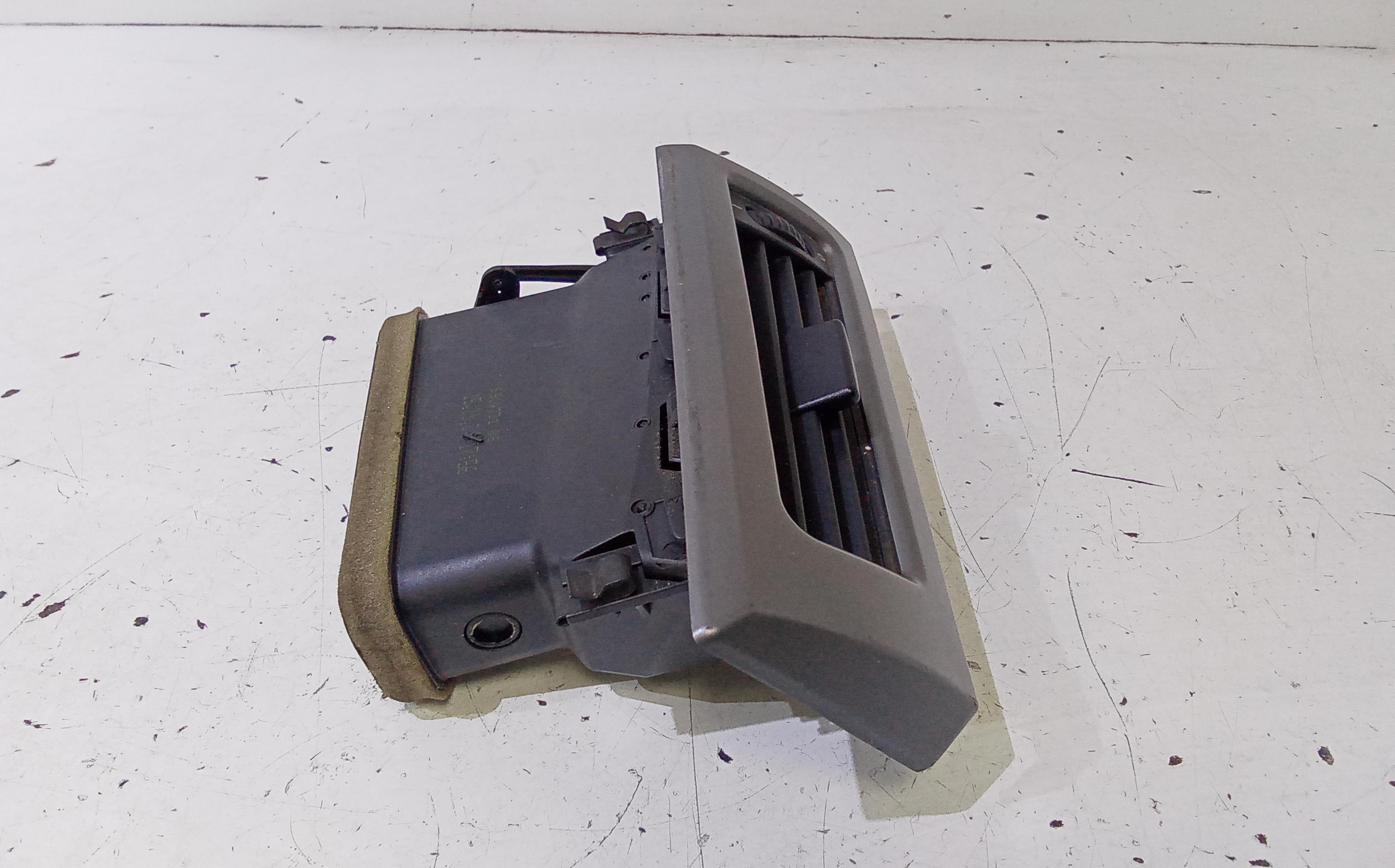 Bocchetta aria cruscotto lato guida BMW Serie 5 E60