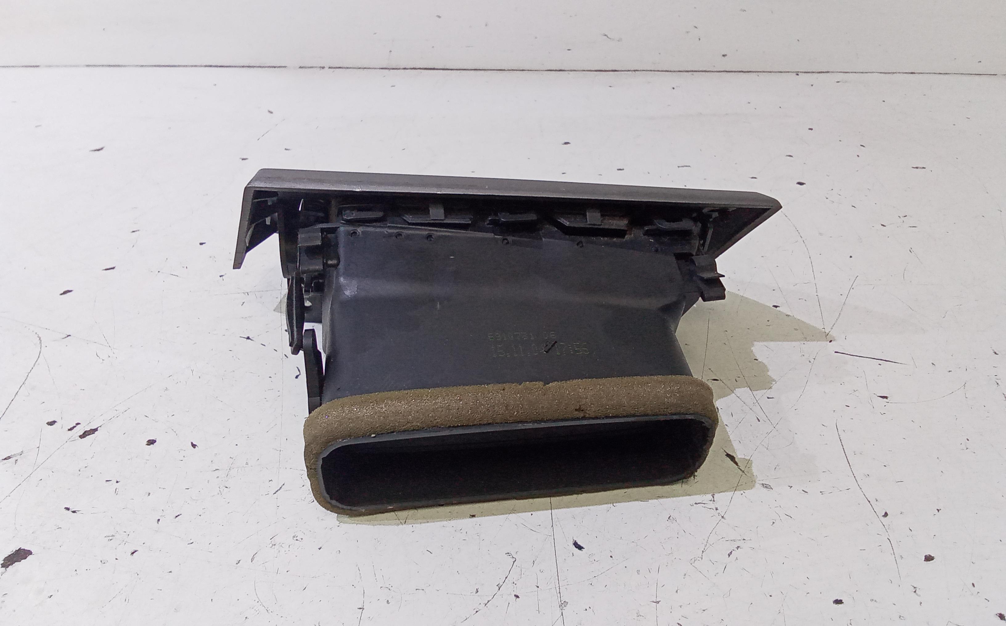 Bocchetta aria cruscotto lato guida BMW Serie 5 E60