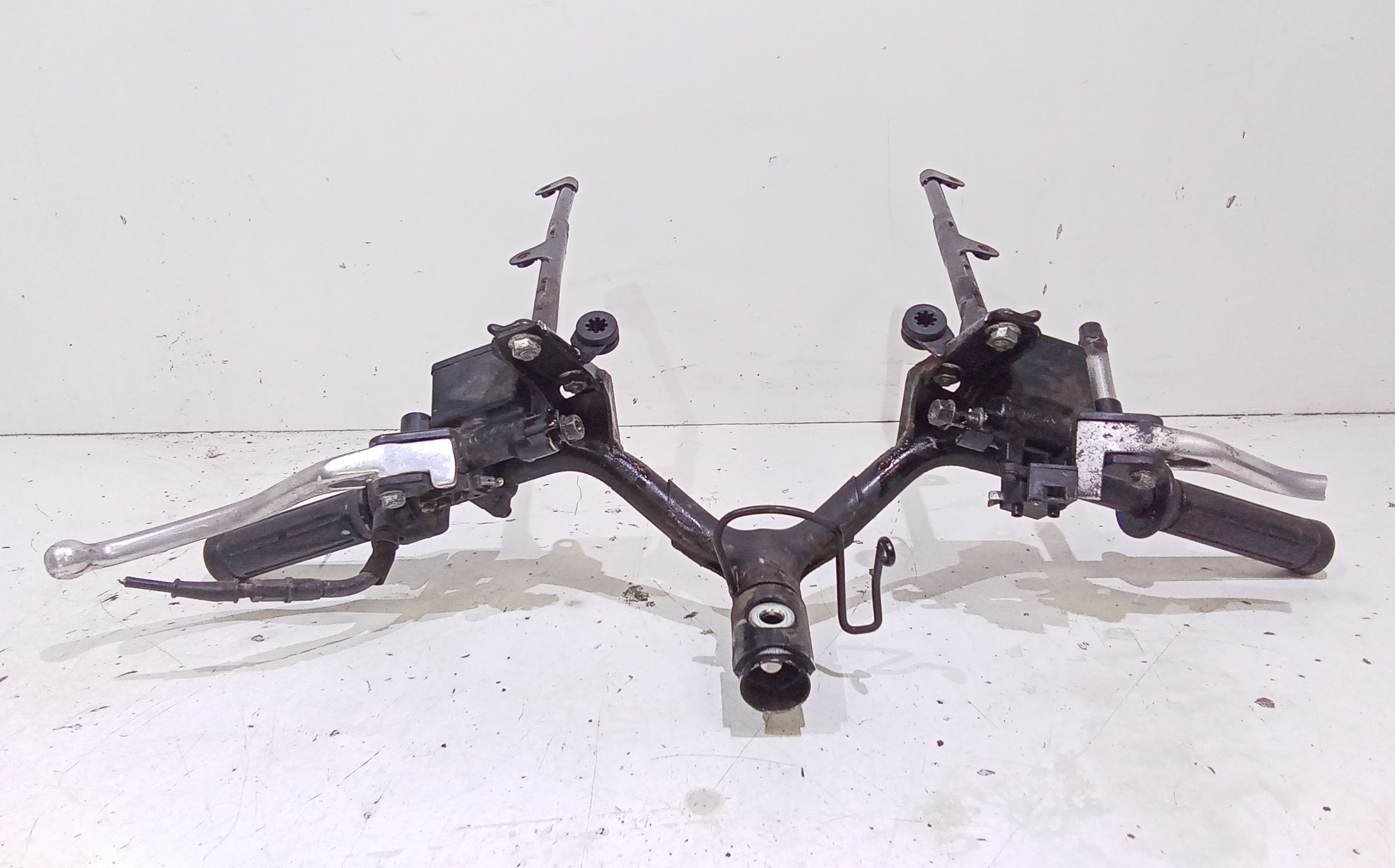 Manubrio HONDA SH 150cc (10>)