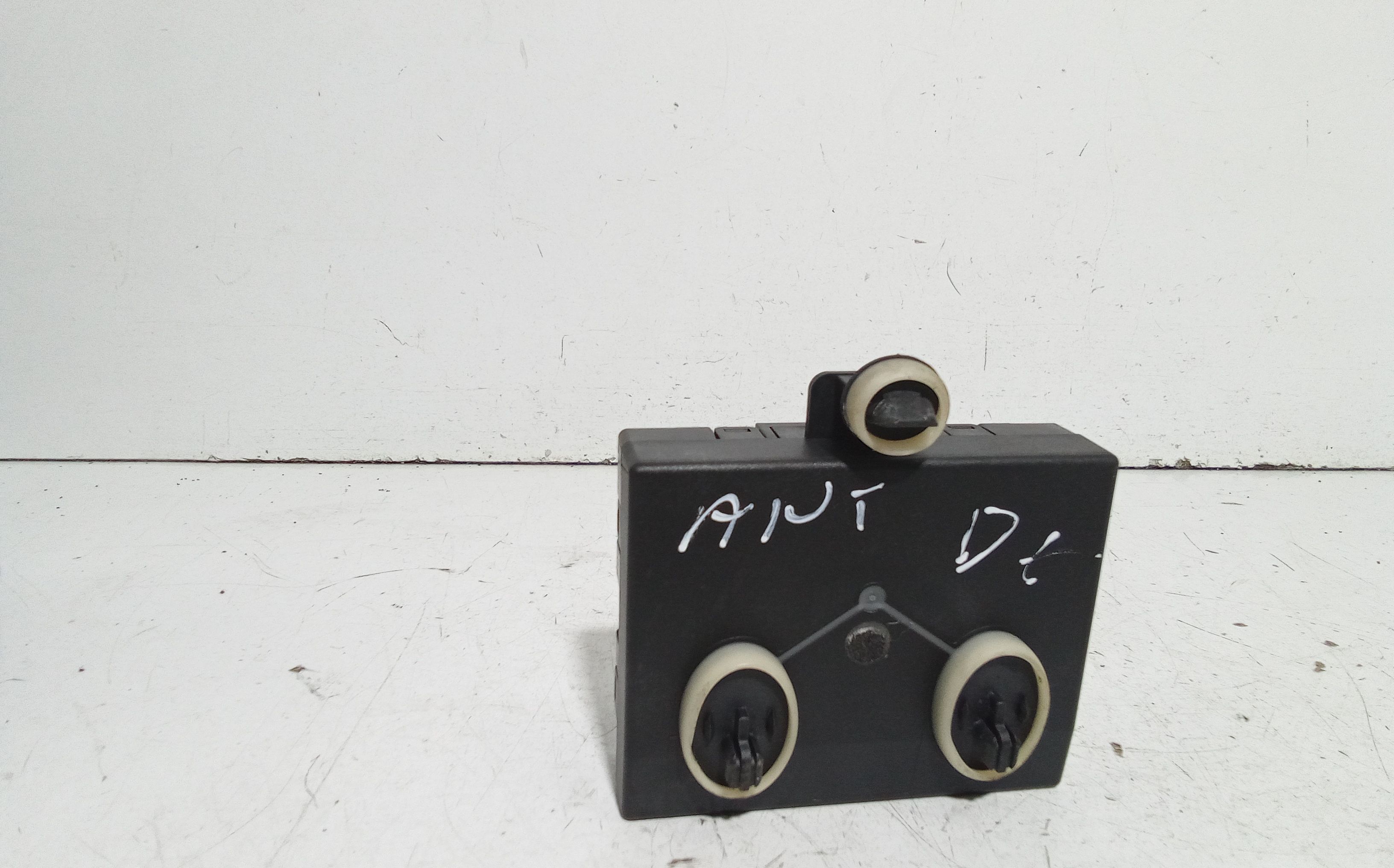 Centralina porta DX passeggero AUDI Q2 Serie (GAB) (16>)