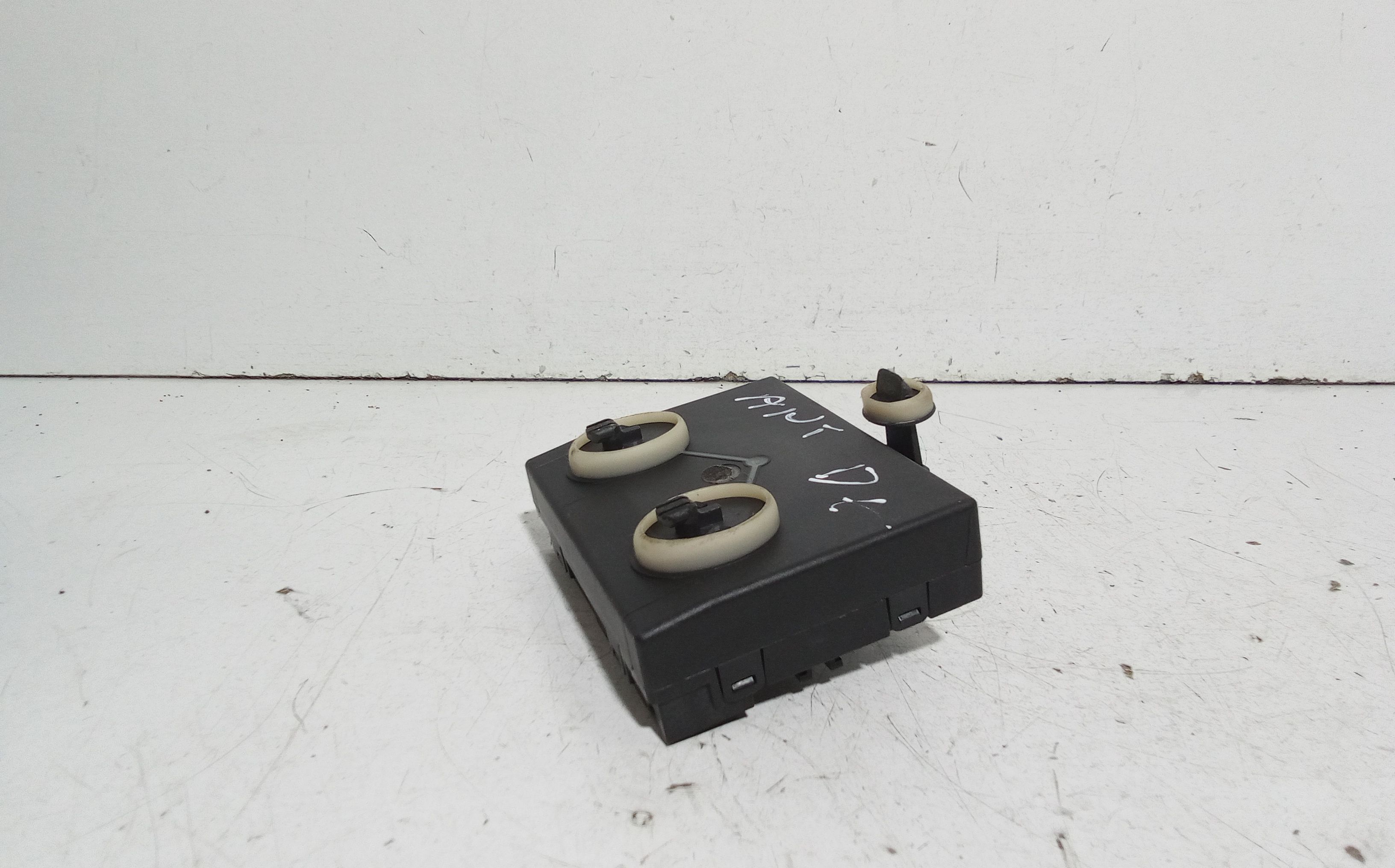 Centralina porta DX passeggero AUDI Q2 Serie (GAB) (16>)