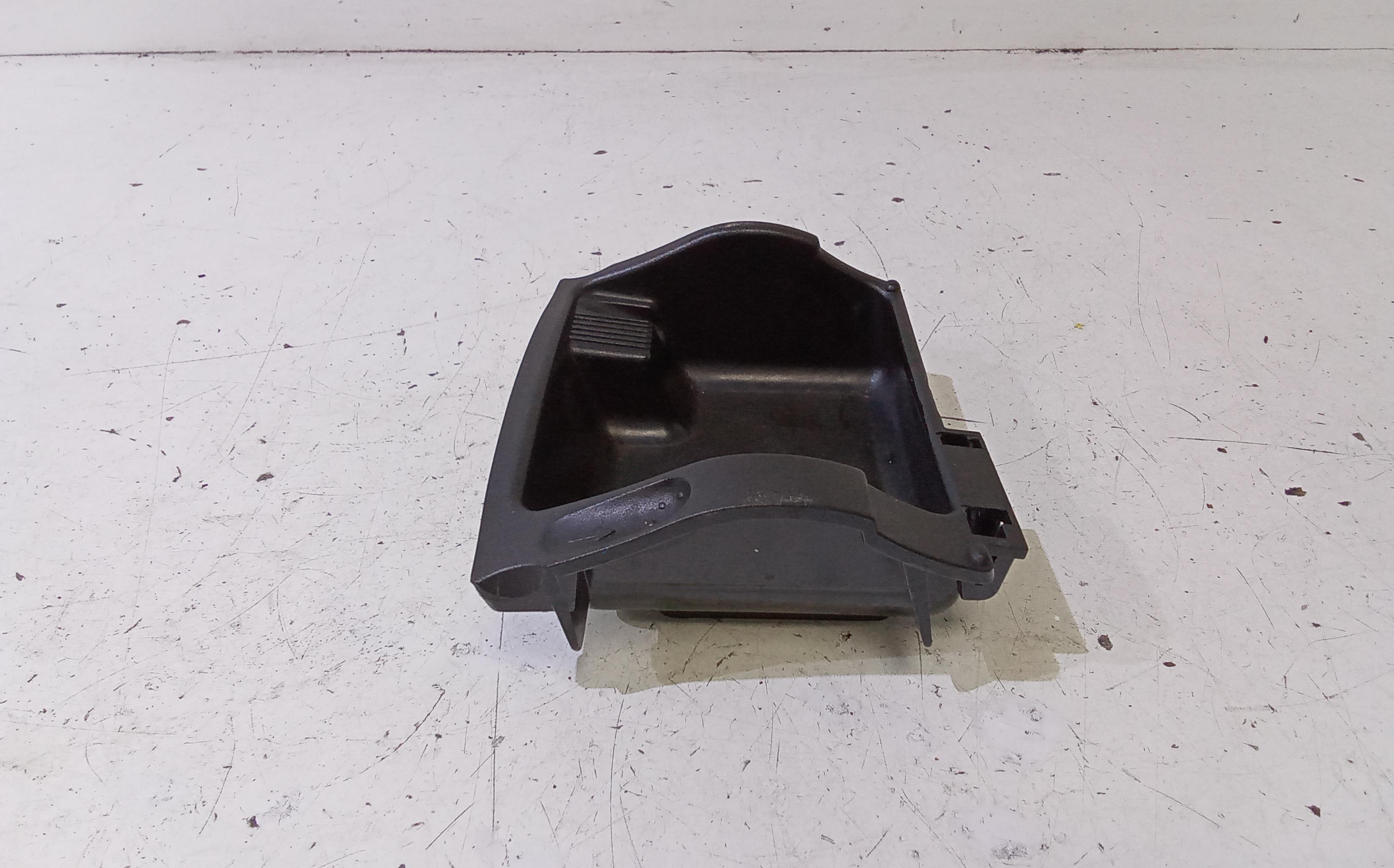 Posacenere MERCEDES Classe C Berlina W203 (00>04)