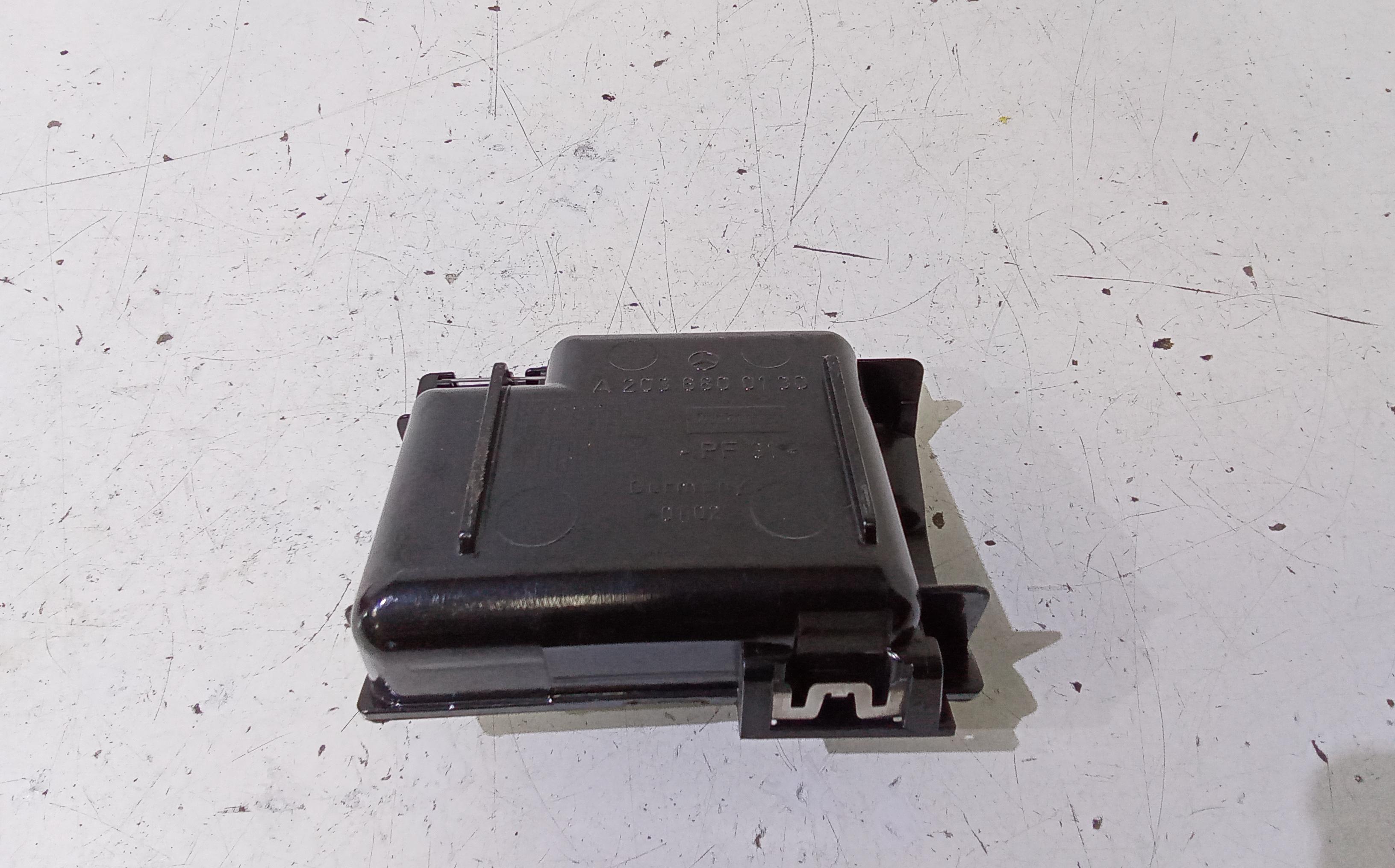 Posacenere MERCEDES Classe C Berlina W203 (00>04)