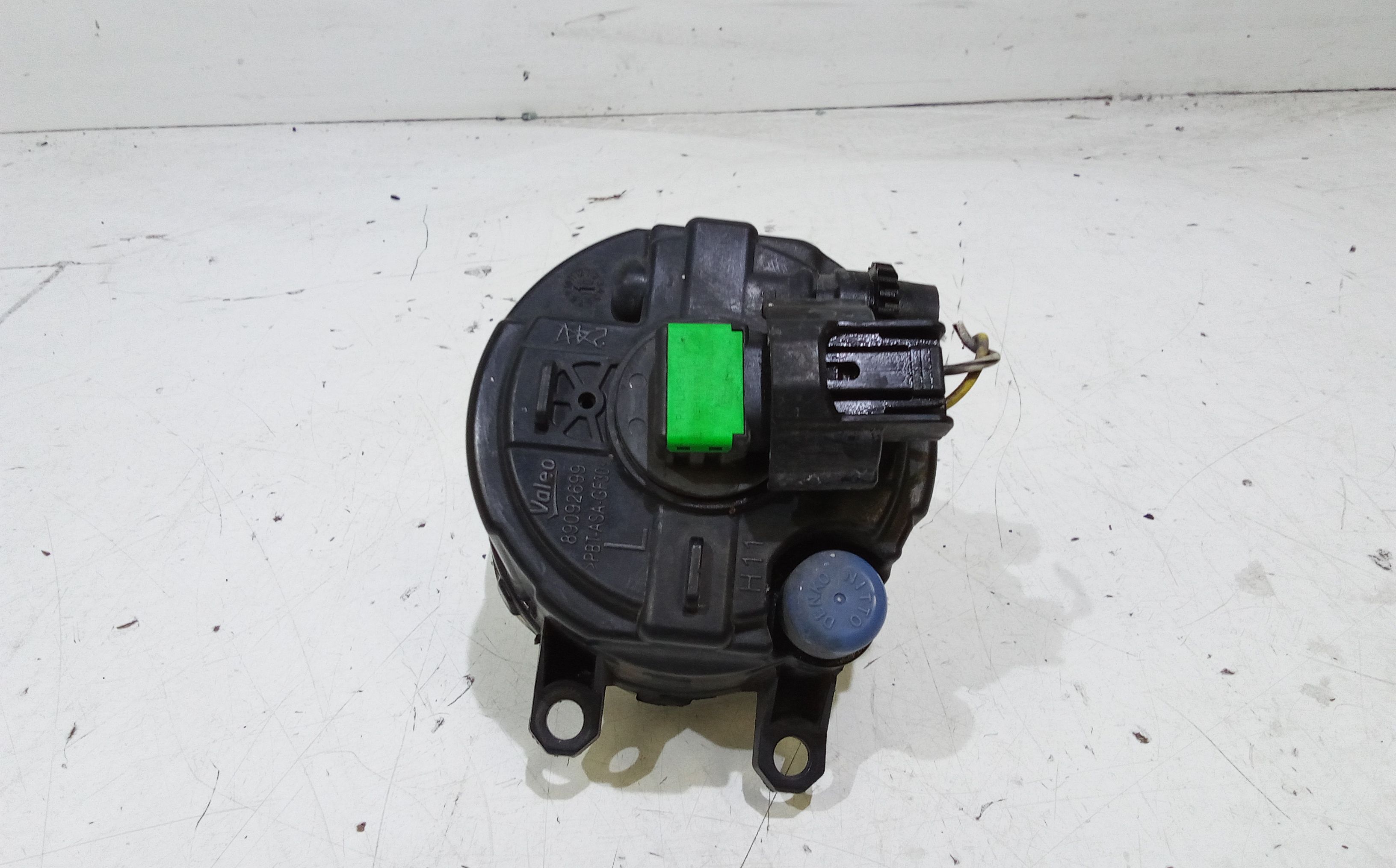 Fendinebbia anteriore SX TOYOTA Rav4 5 Serie