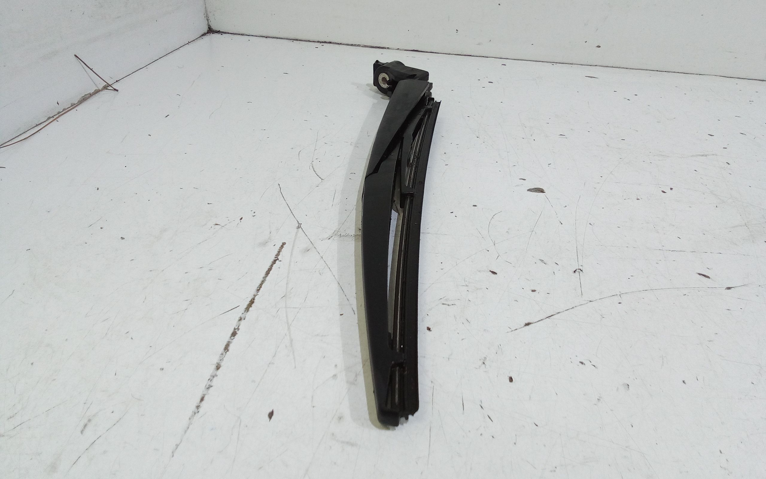 Braccio tergi posteriore TOYOTA Rav4 5 Serie