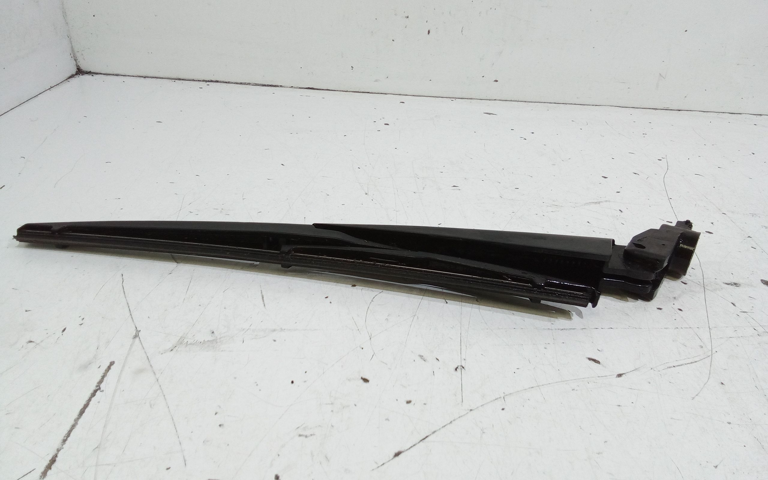 Braccio tergi posteriore TOYOTA Rav4 5 Serie