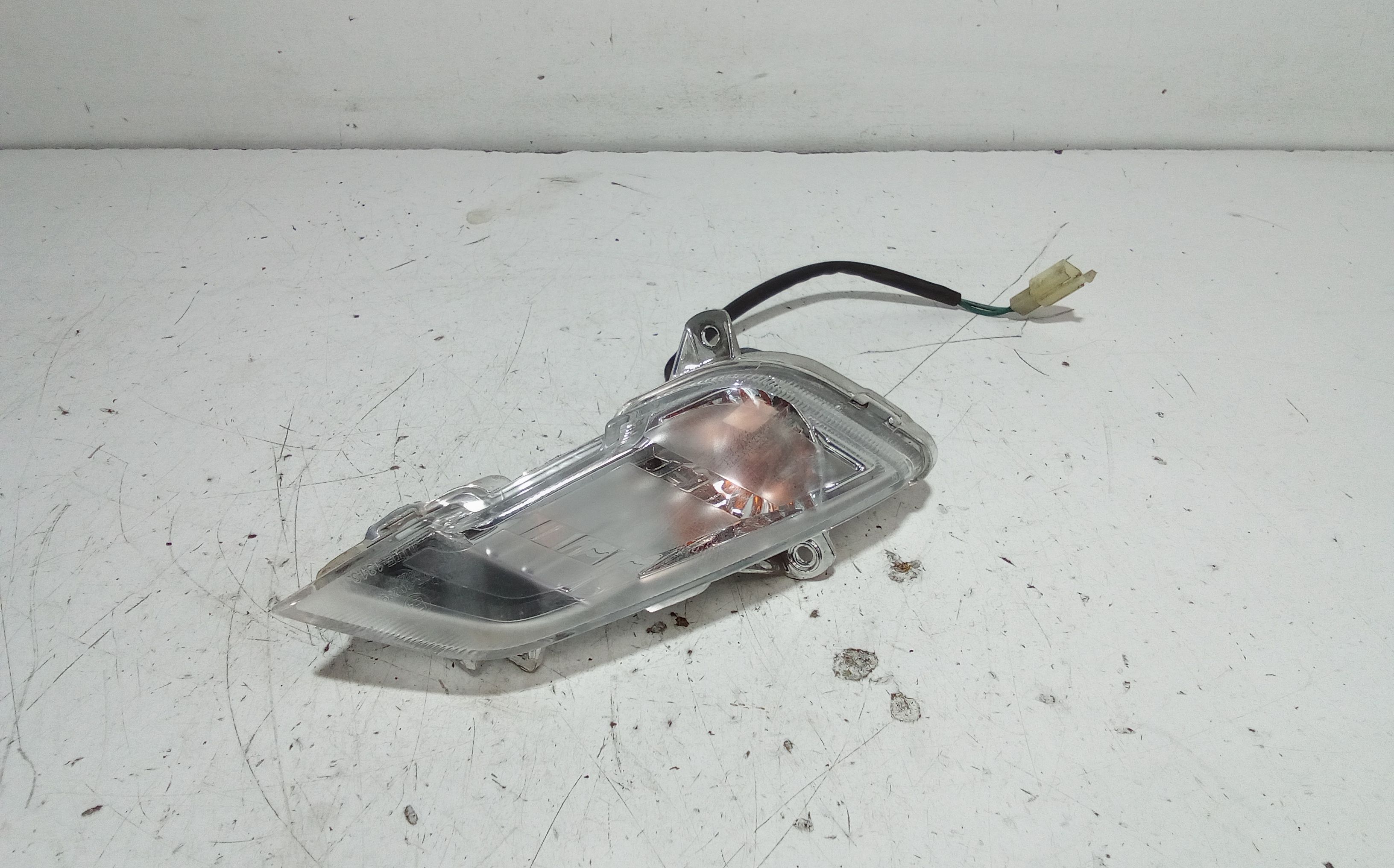 Freccia ant DX PEUGEOT Tweet 125cc