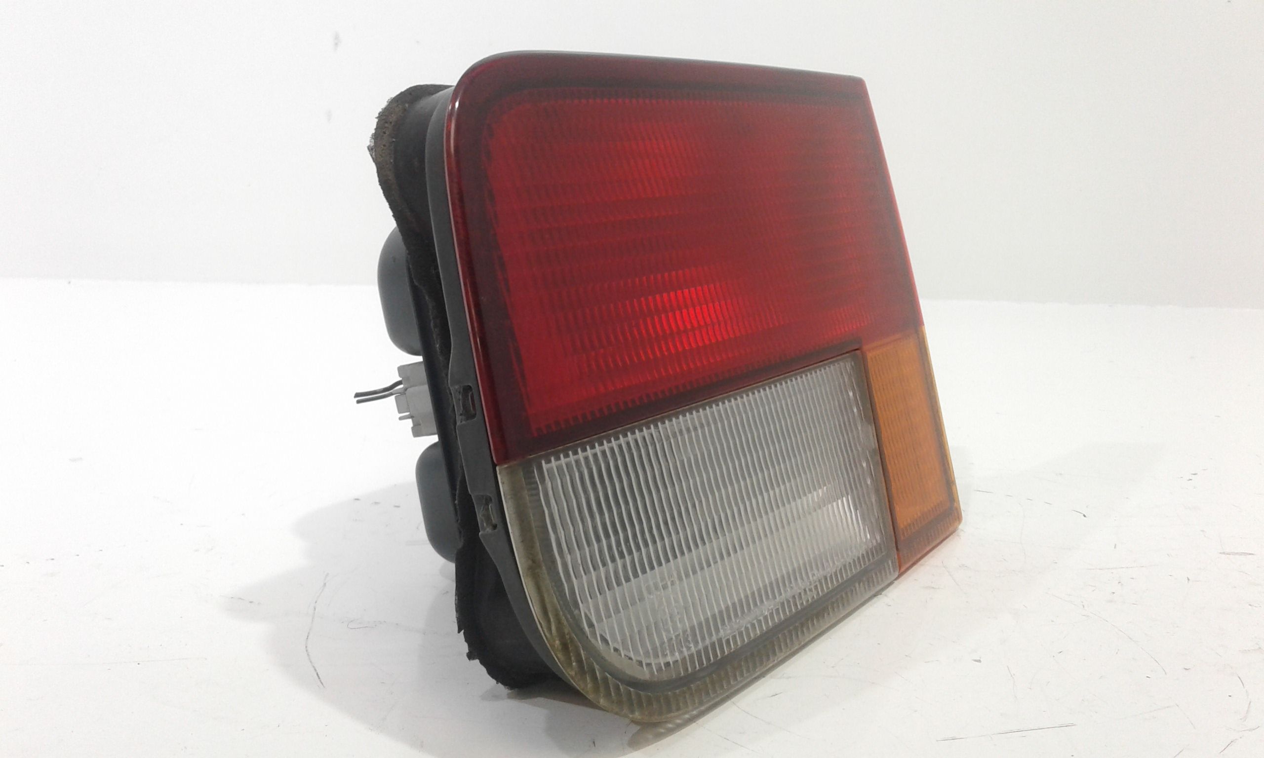 Stop Posteriore Destro Integrato nel Portello HONDA Civic Berlina 3P (95>99)