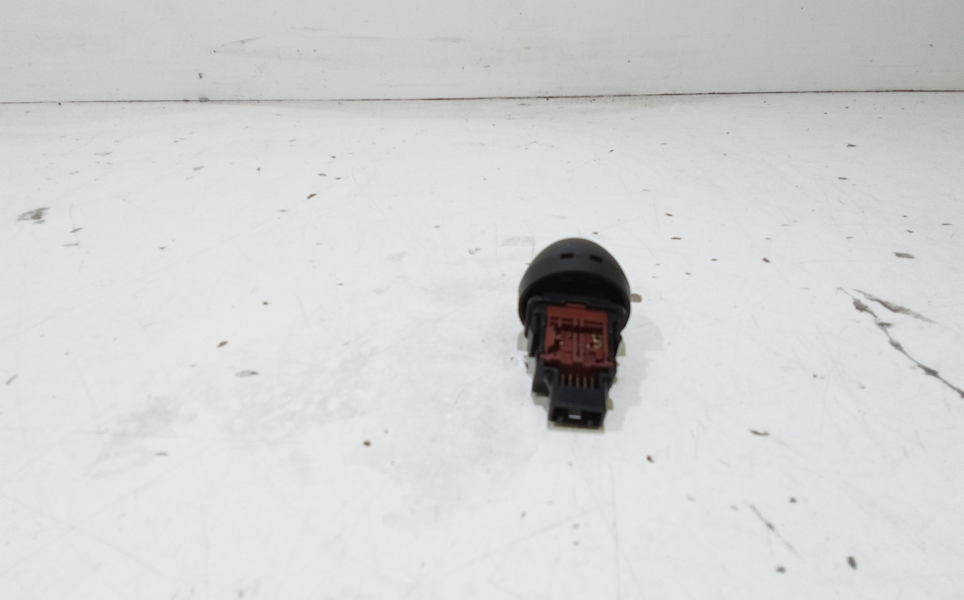 Interruttore pulsante bloccaggio differenziale TOYOTA Rav4 5 Serie