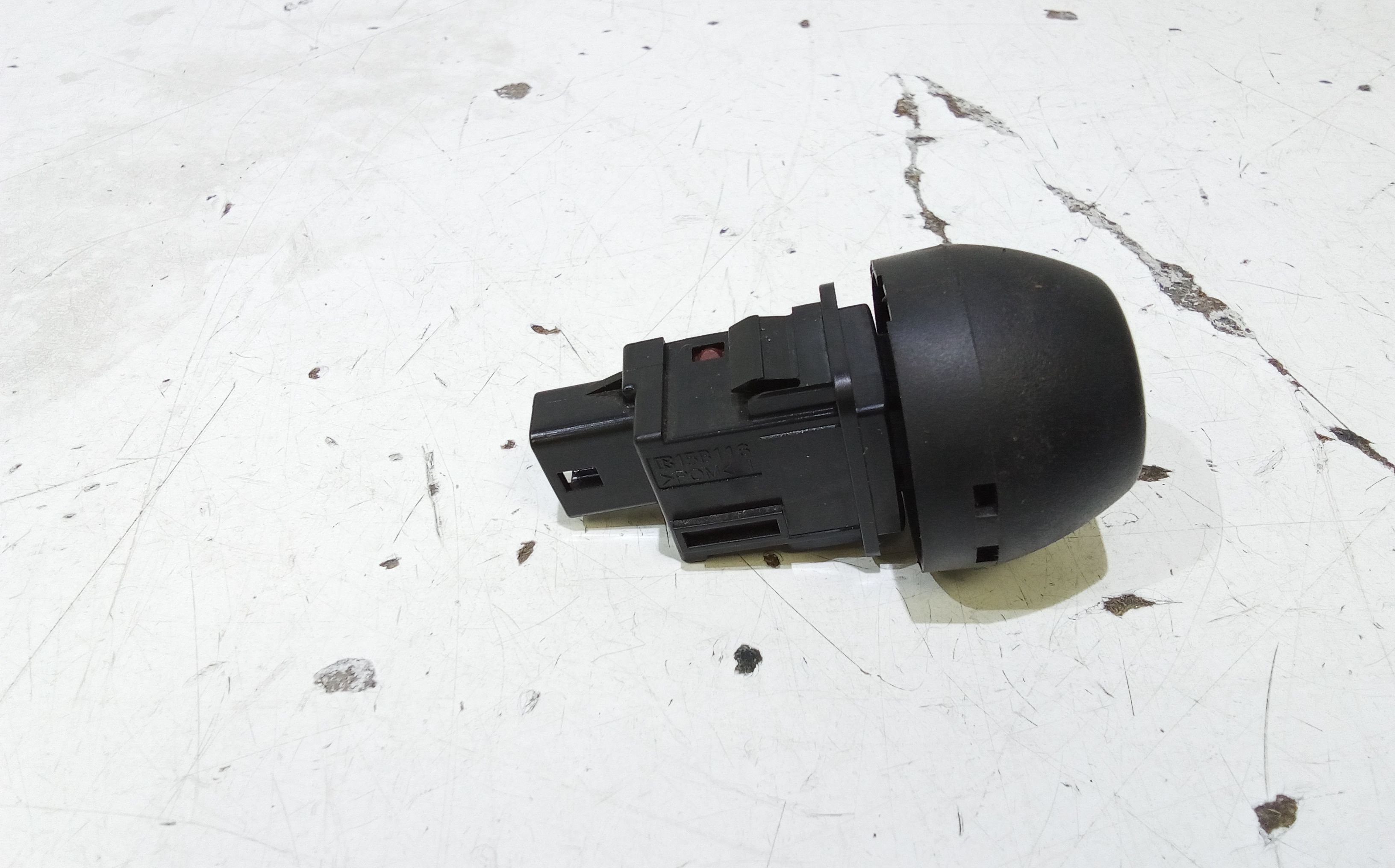 Interruttore pulsante bloccaggio differenziale TOYOTA Rav4 5 Serie