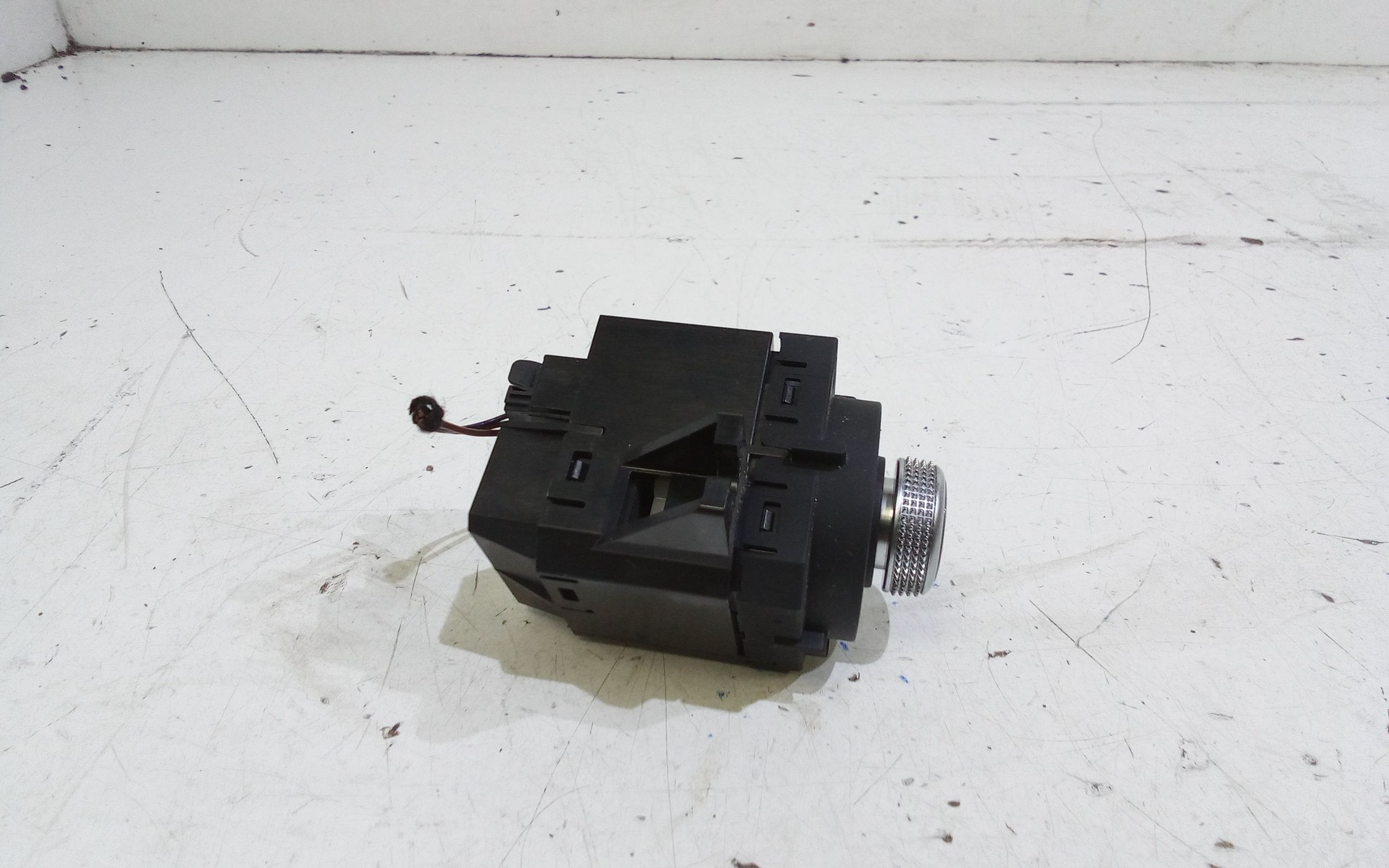 Leva comandi autoradio AUDI Q2 Serie (GAB) (16>)