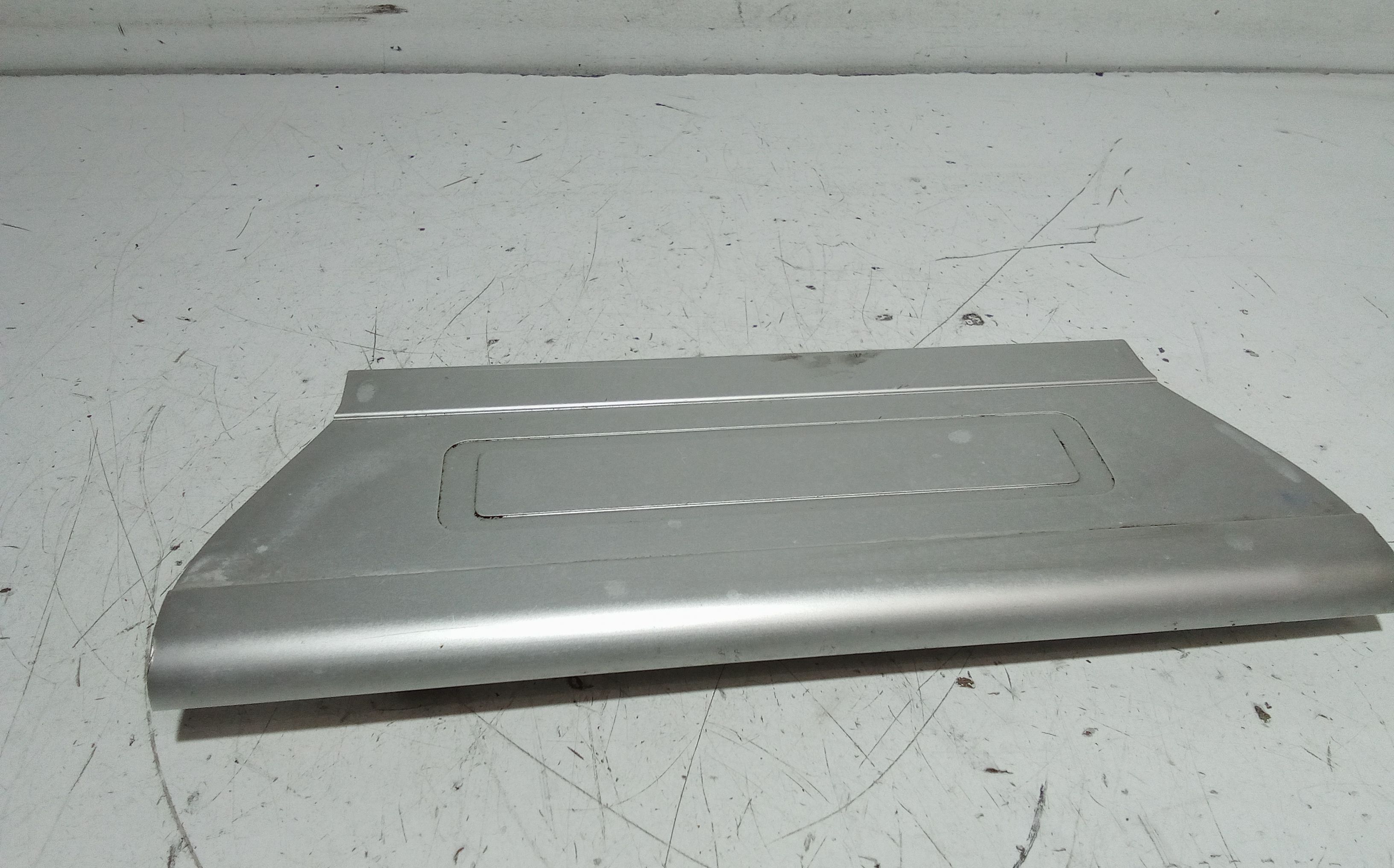 Batticalcagno Posteriore Destro LAND ROVER Range Rover SPORT (13>)