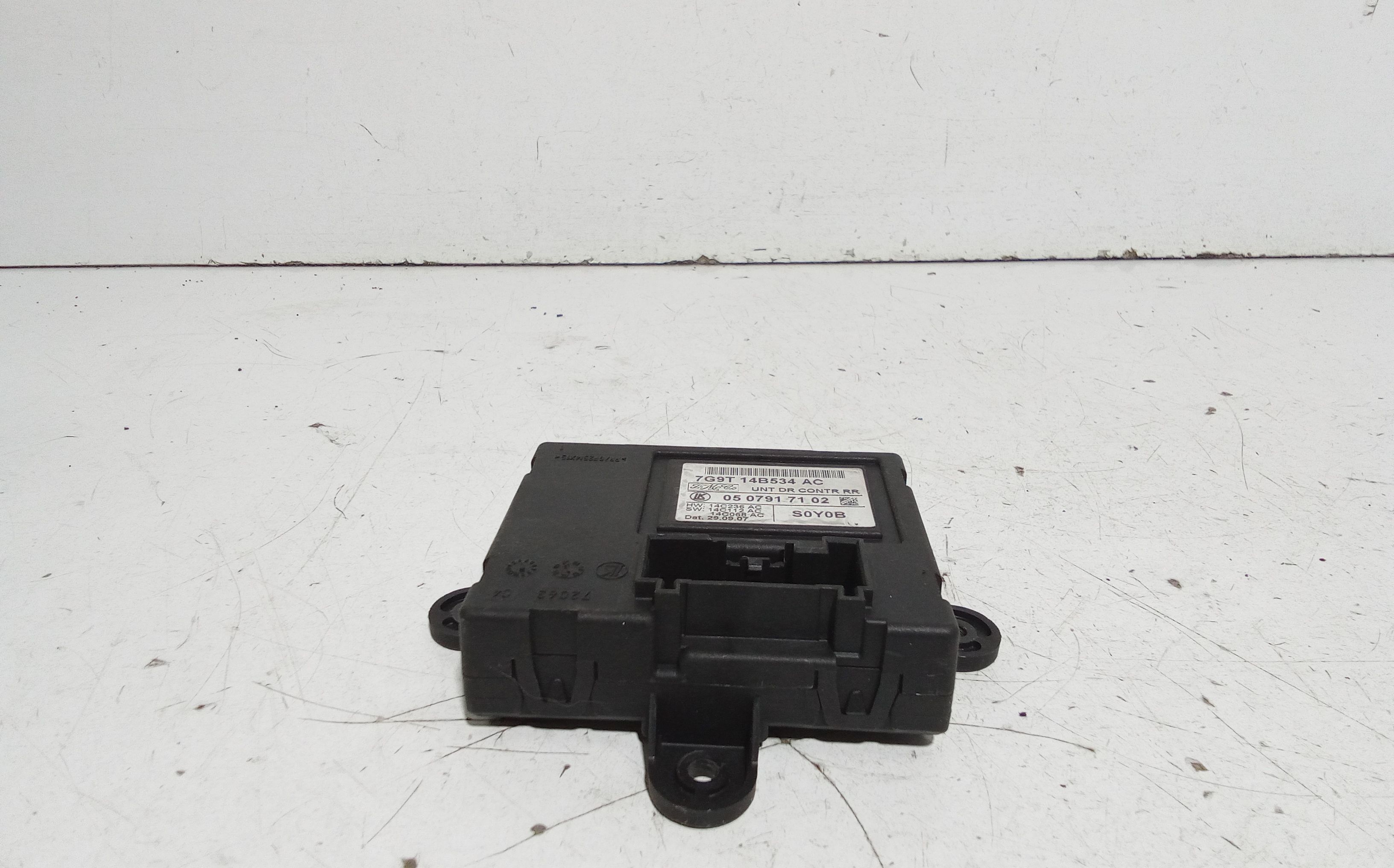 Centralina porta posteriore dx FORD Mondeo S. Wagon 6 Serie