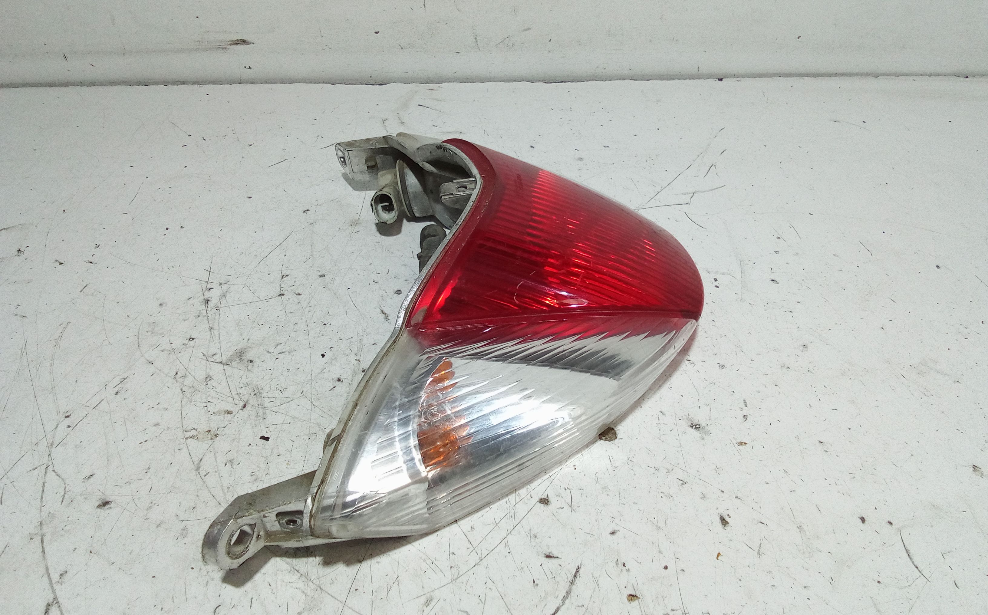 Fanale posteriore stop con frecce PIAGGIO Liberty 50cc Moc