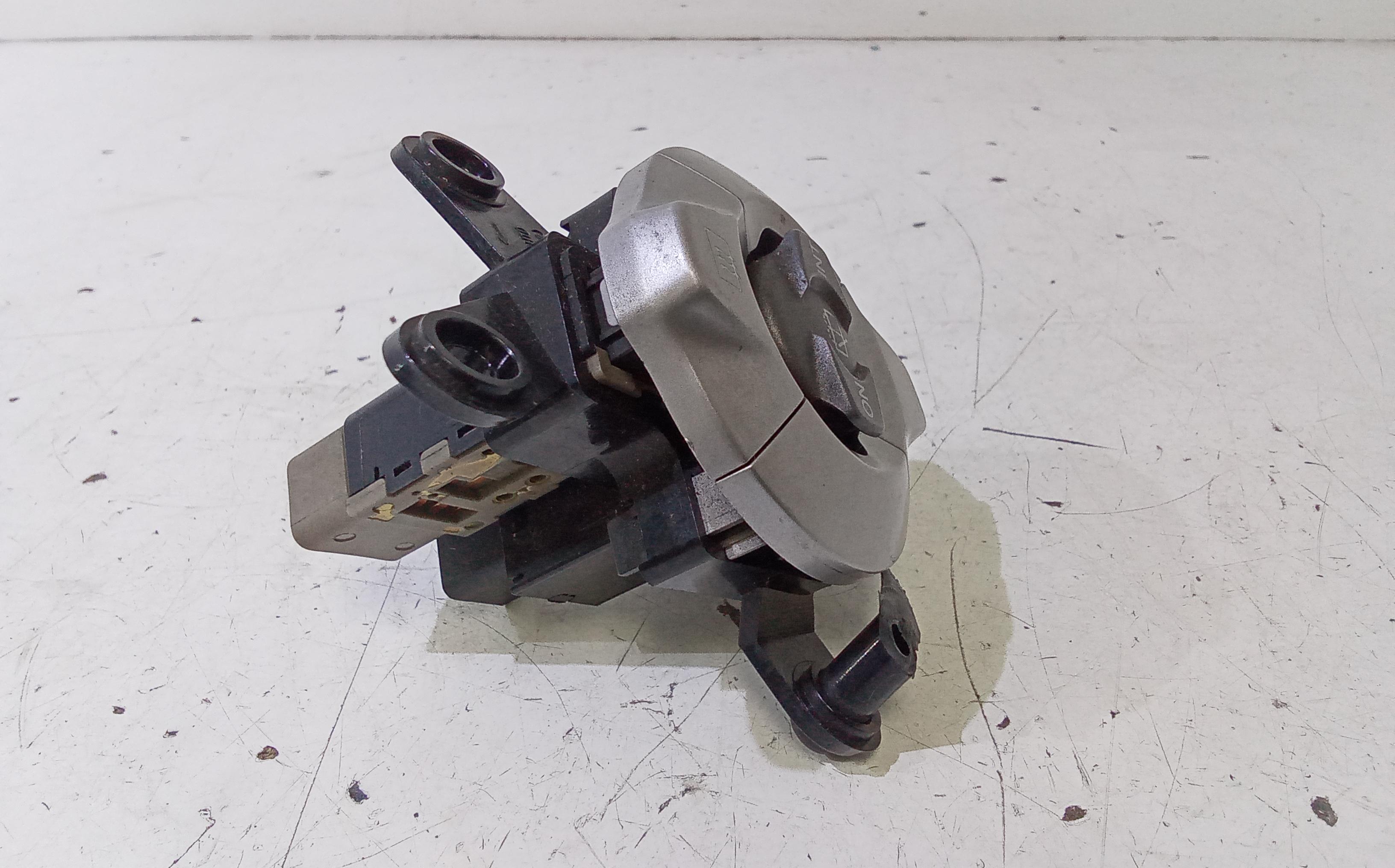 Pulsante Tergilunotto posteriore HYUNDAI Coup 2 Serie