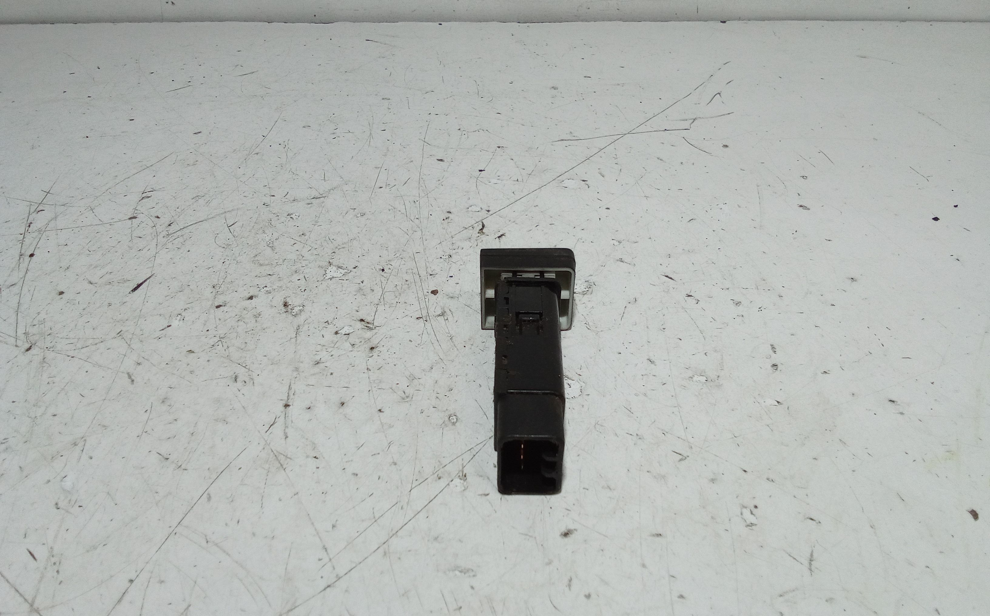 Pulsante Tergilunotto posteriore KIA Carens 1 Serie