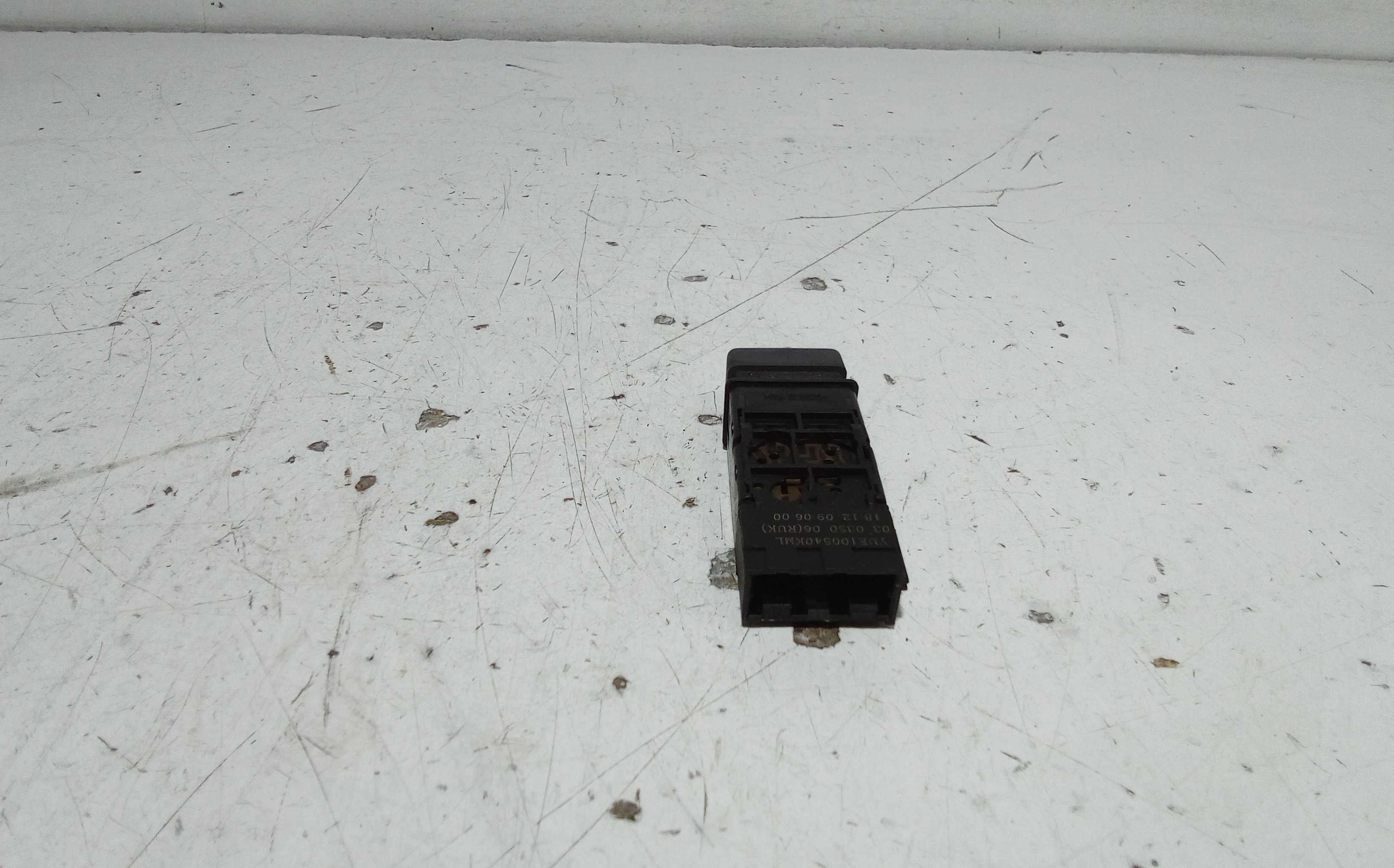 Pulsante Tergilunotto posteriore LAND ROVER Freelander 1 Serie