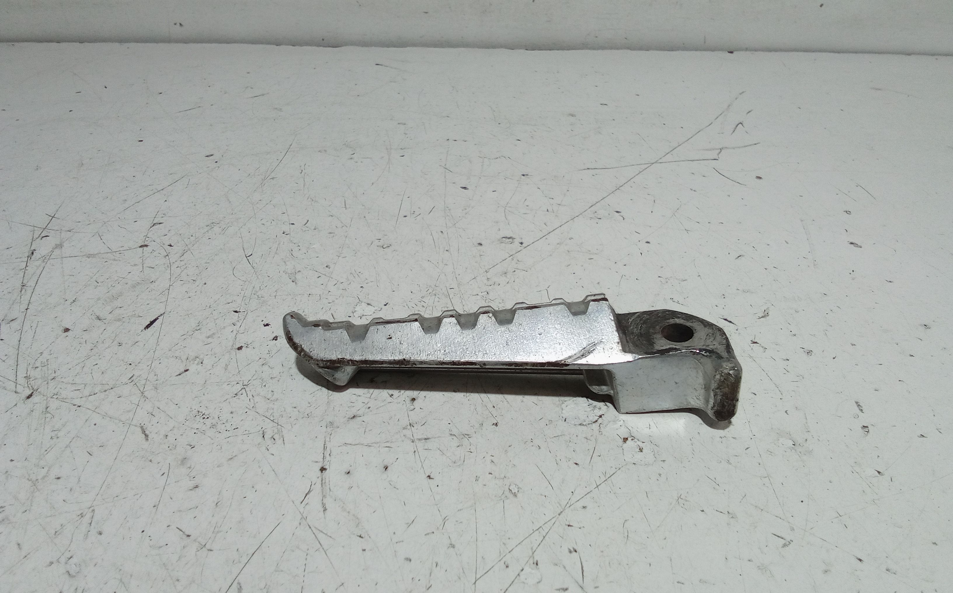 Pedalino Dx Yamaha MT-09 847cc  (14>16)