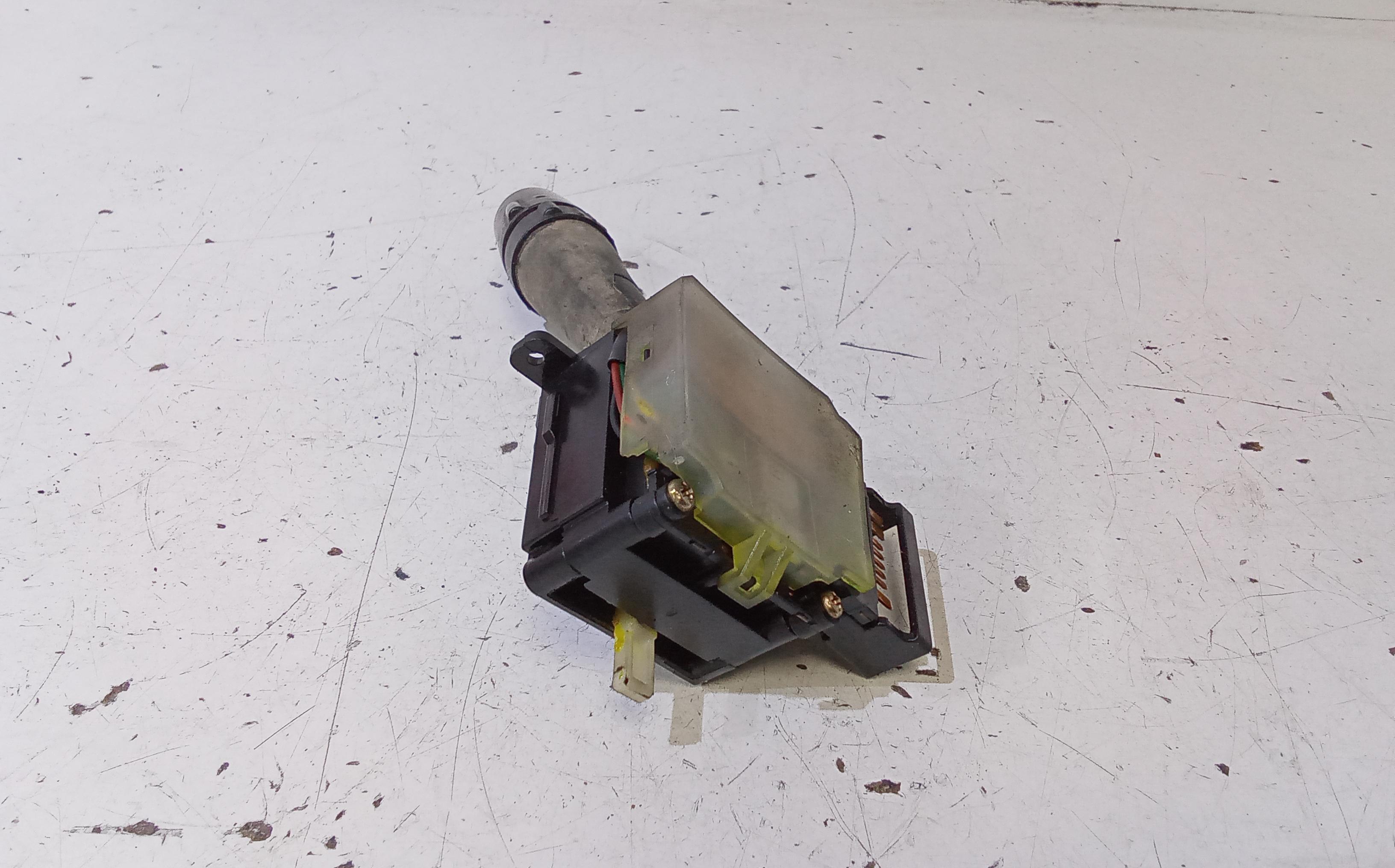 Devioluci sinistro KIA Sorento 1 Serie