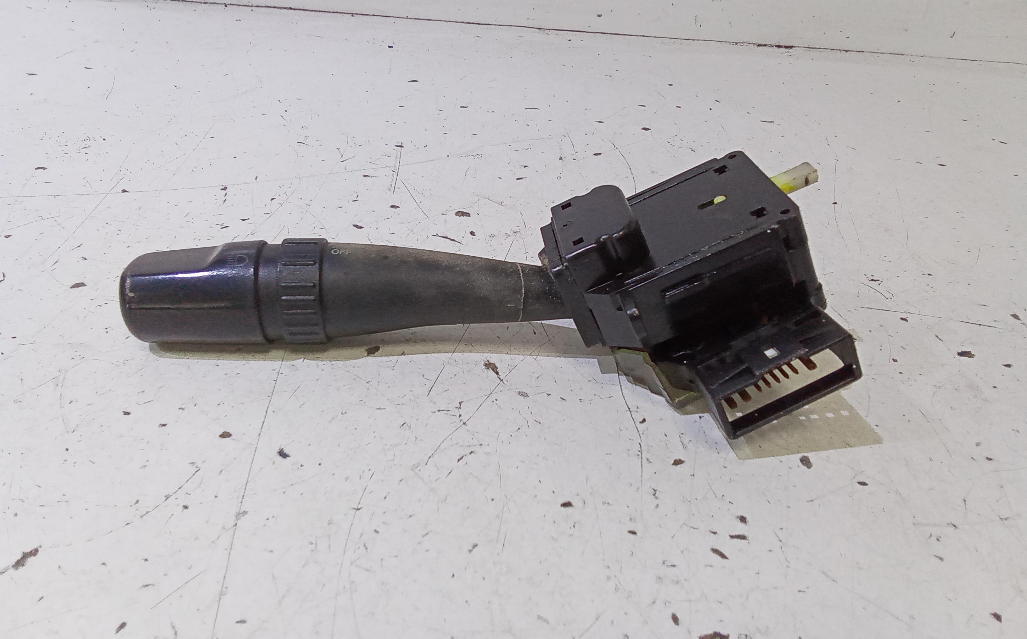 Devioluci sinistro KIA Sorento 1 Serie