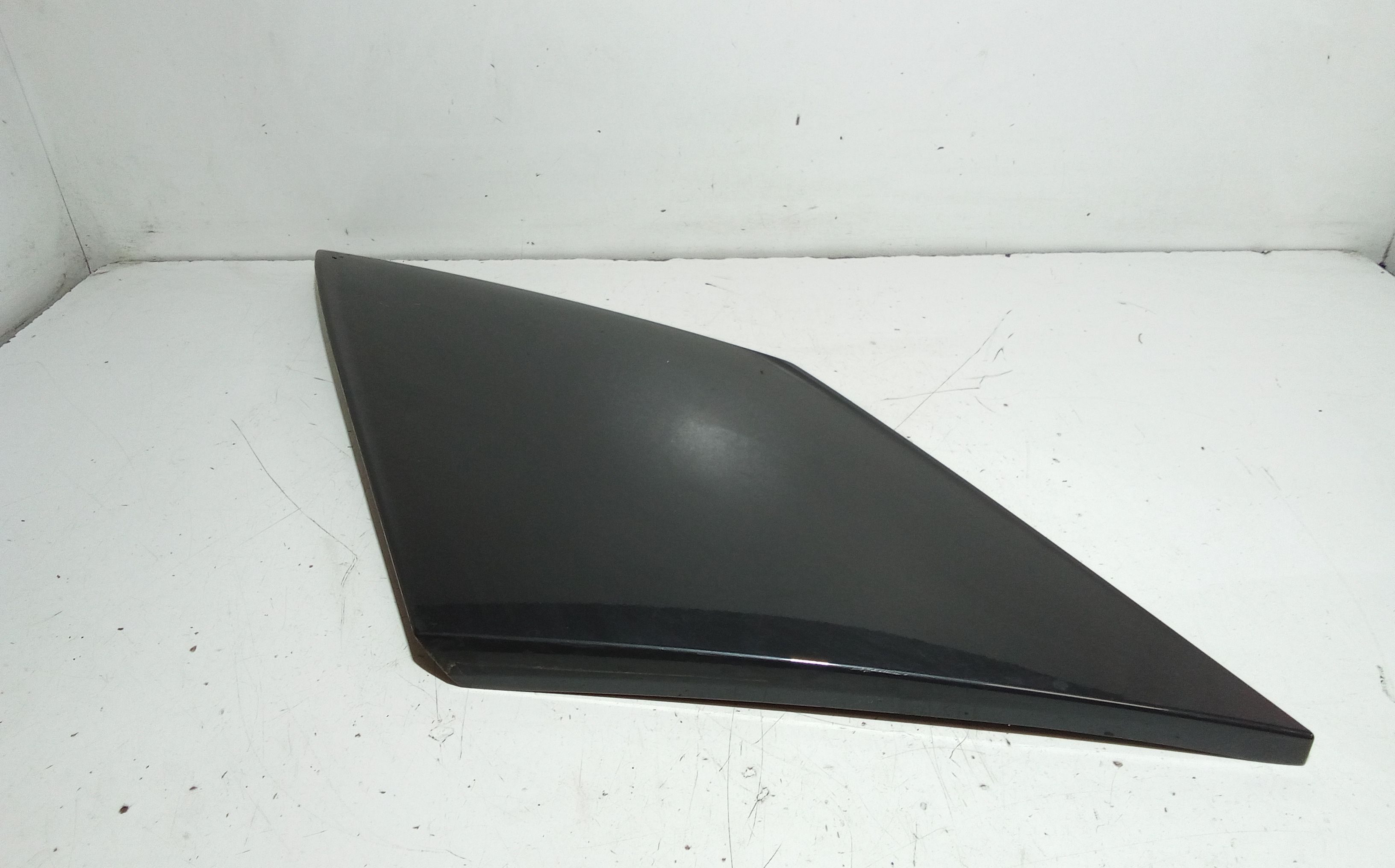 Modanatura posteriore laterale dx AUDI Q2 Serie (GAB) (16>)