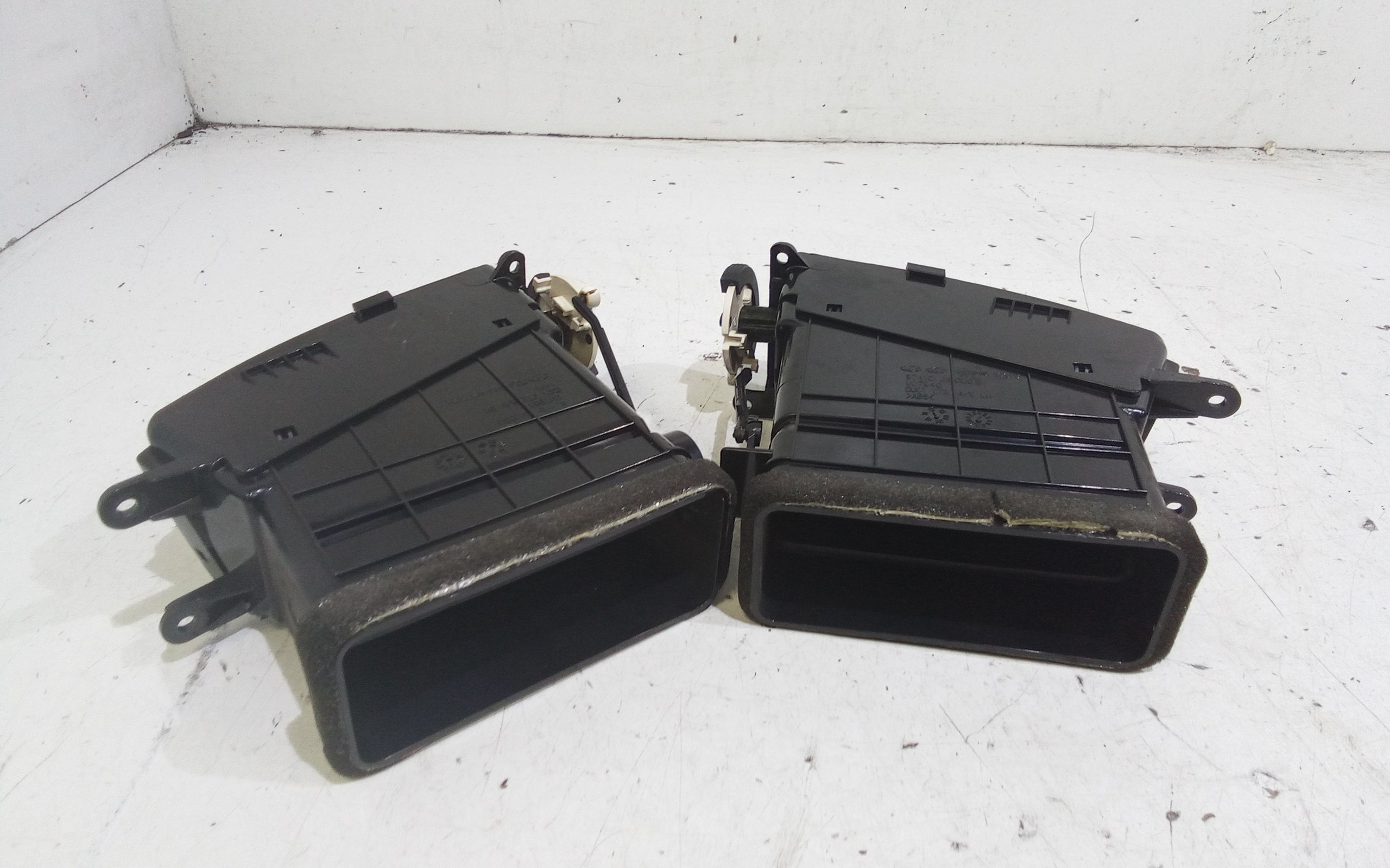 Bocchette Aria Centrale HYUNDAI i30 Serie (07>11)