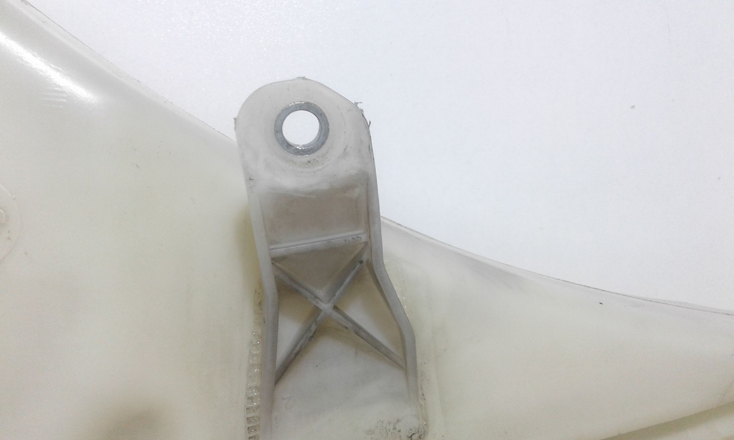 Vaschetta Tergi ant VOLKSWAGEN Touareg 1 Serie