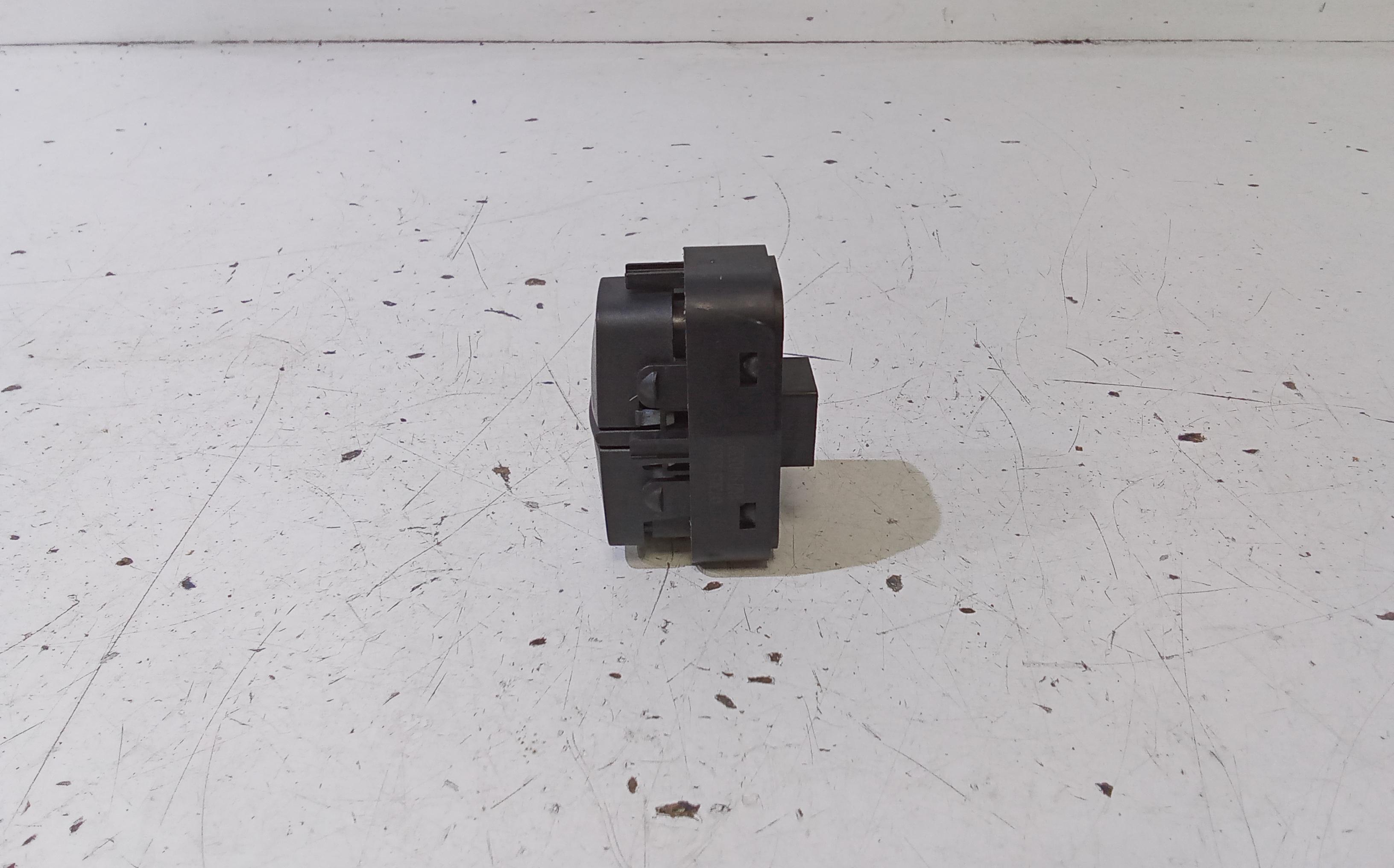 Interruttore chiusura automatica porte FIAT Croma 3 Serie