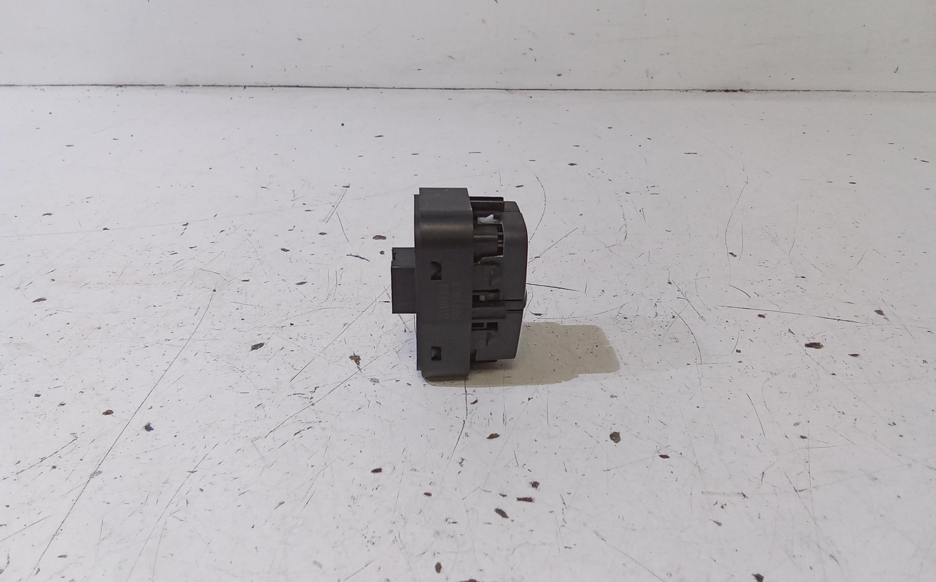 Interruttore chiusura automatica porte FIAT Croma 3 Serie