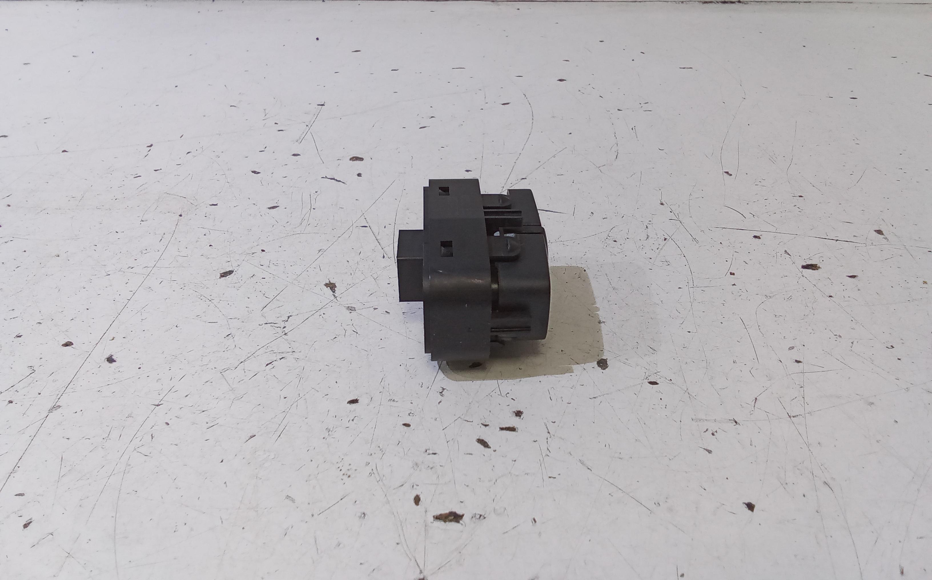 Interruttore chiusura automatica porte FIAT Croma 3 Serie