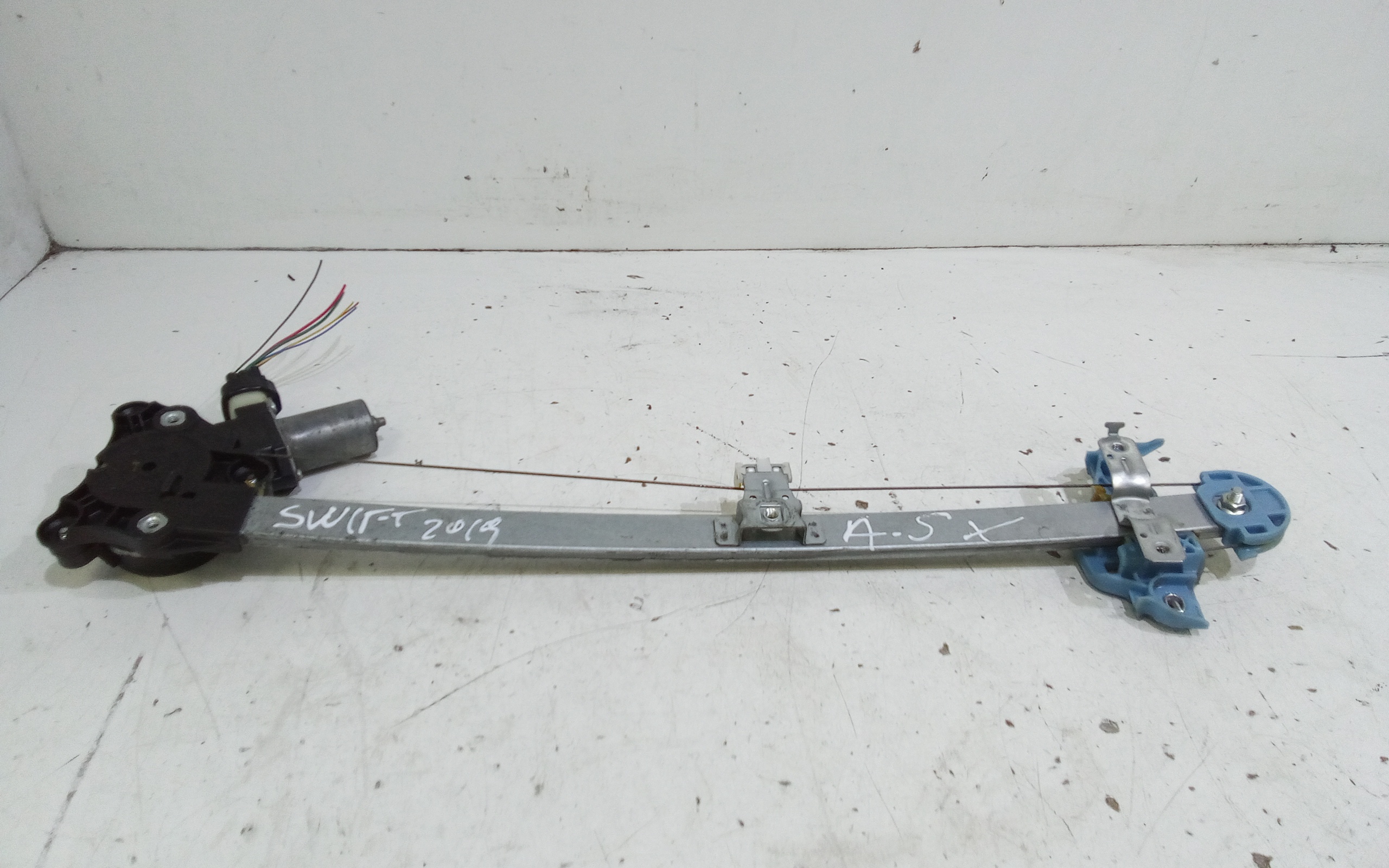 Cremagliera anteriore sinistra Guida per Suzuki Swift 6a Serie (2017 - )