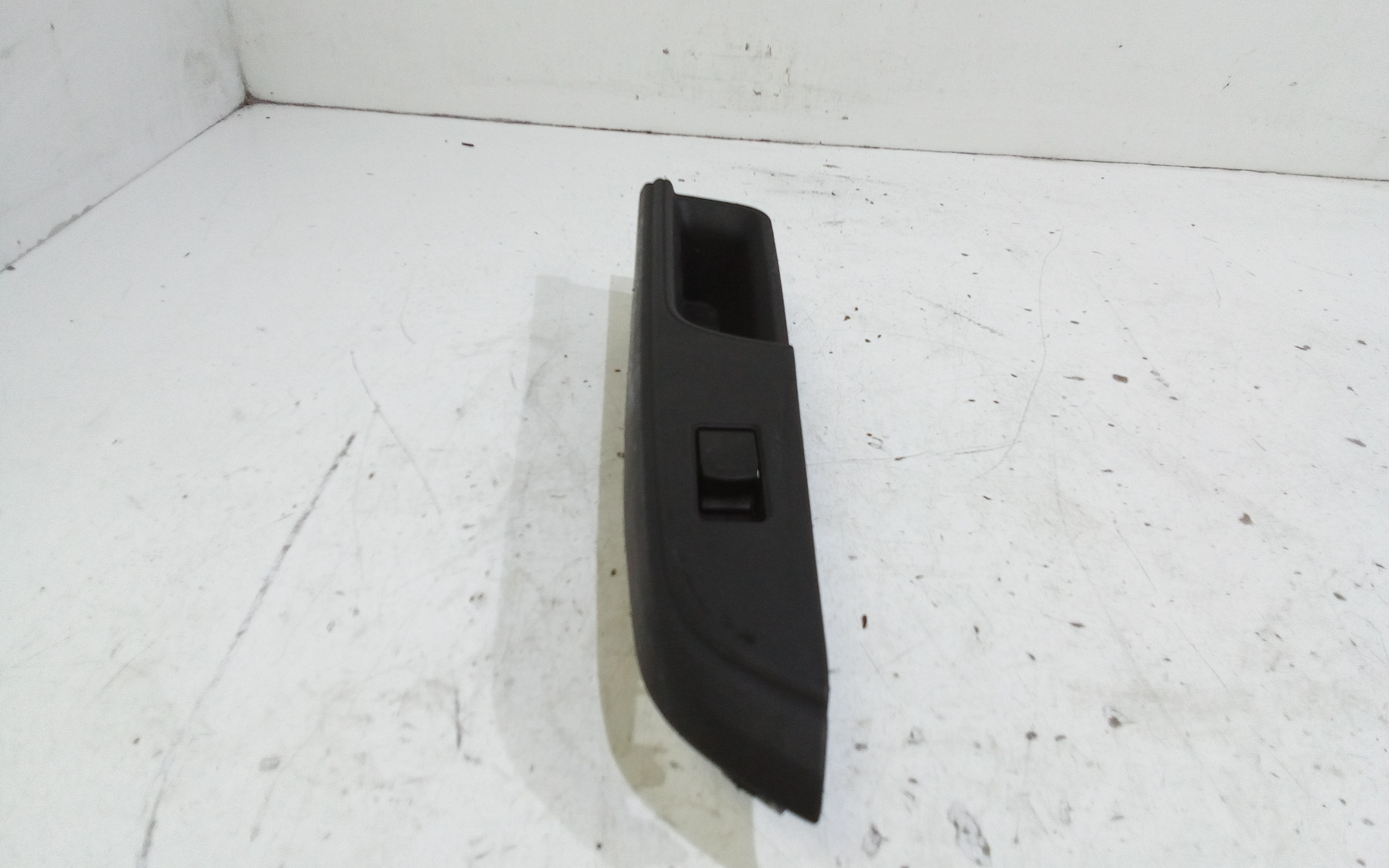 Pulsantiera Posteriore Sinistra per Suzuki Swift 6a Serie (2017 - )