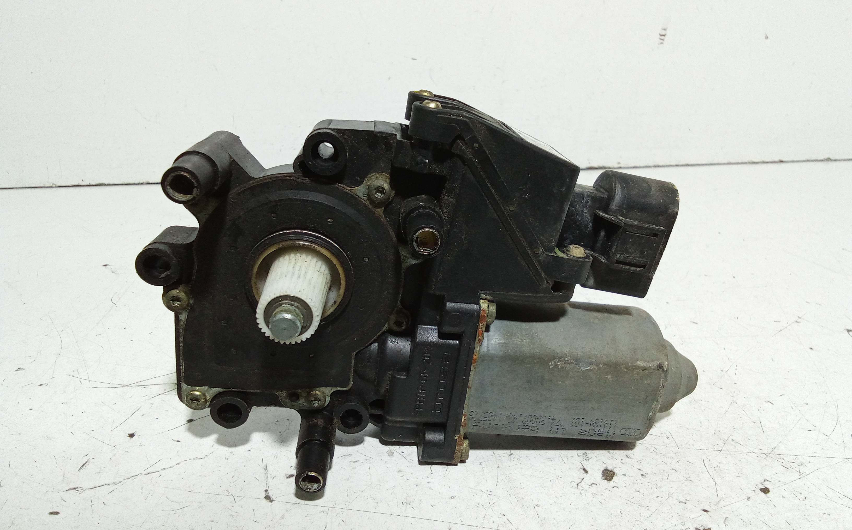 Motorino Alzavetro posteriore Sinistro per Audi A6 Berlina Serie C5 (4b2) (97>04) (1997 - 2004)