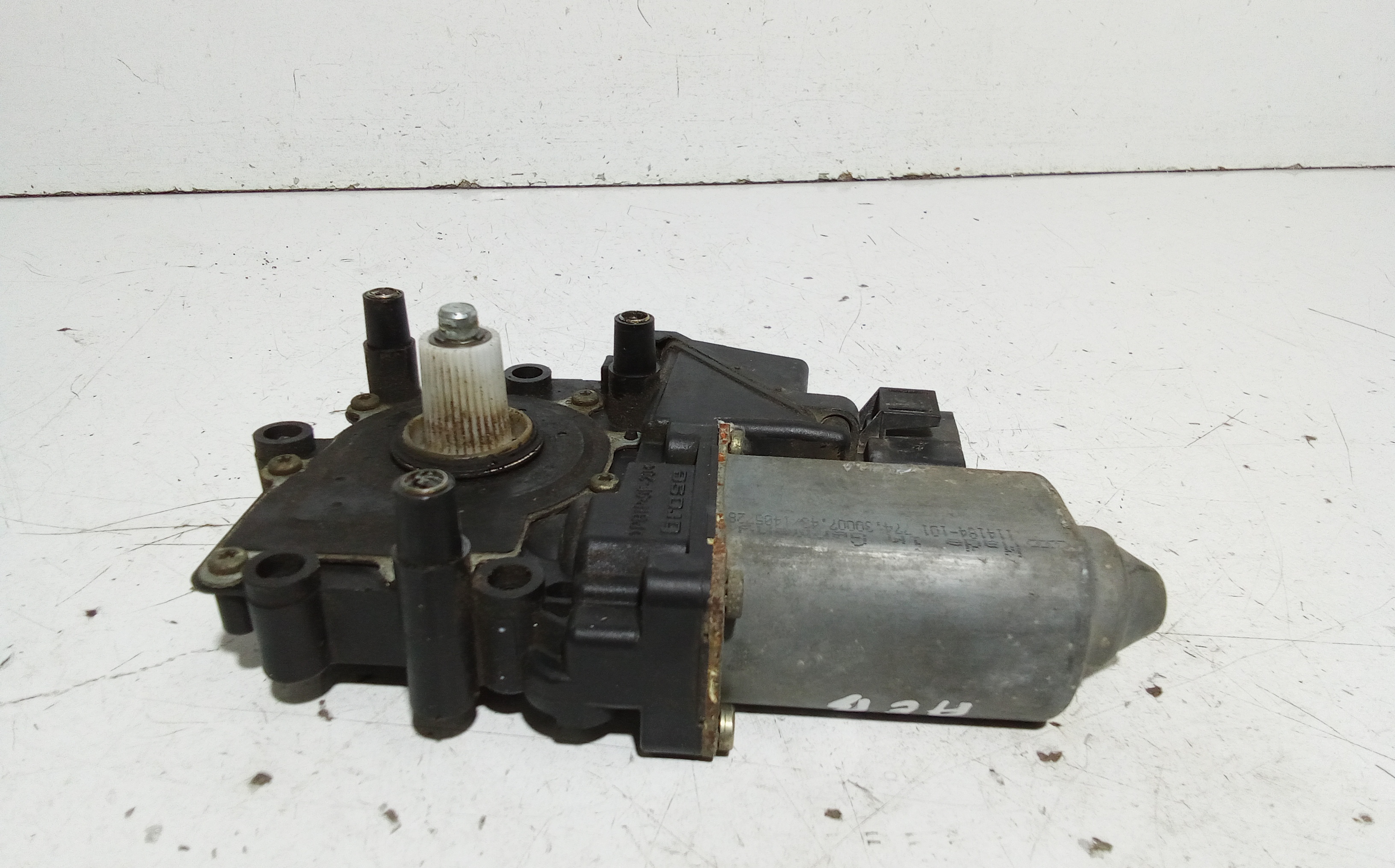 Motorino Alzavetro posteriore Sinistro per Audi A6 Berlina Serie C5 (4b2) (97>04) (1997 - 2004)