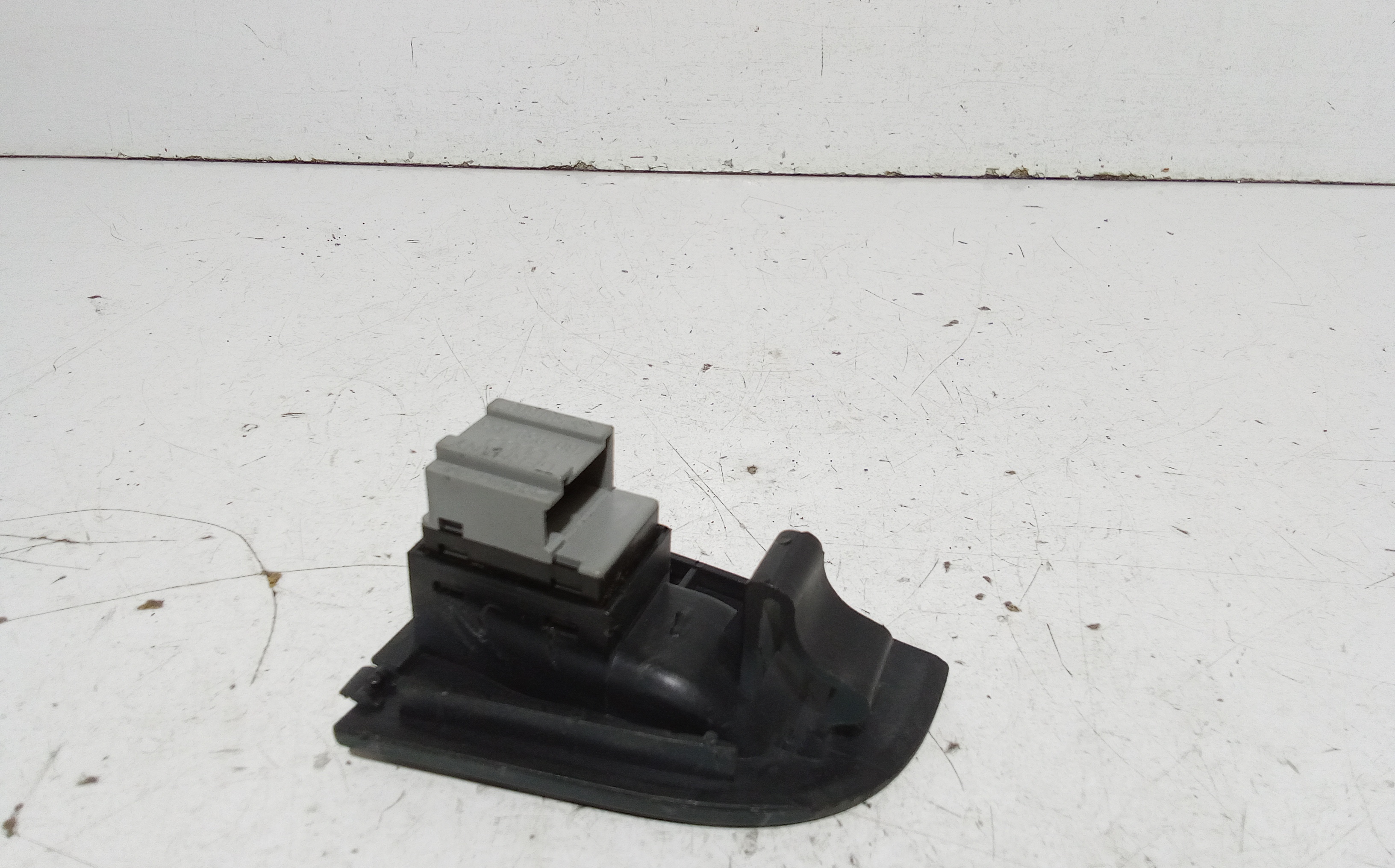 Pulsantiera Posteriore Destra per Audi A6 Berlina Serie C5 (4b2) (97>04) (1997 - 2004)