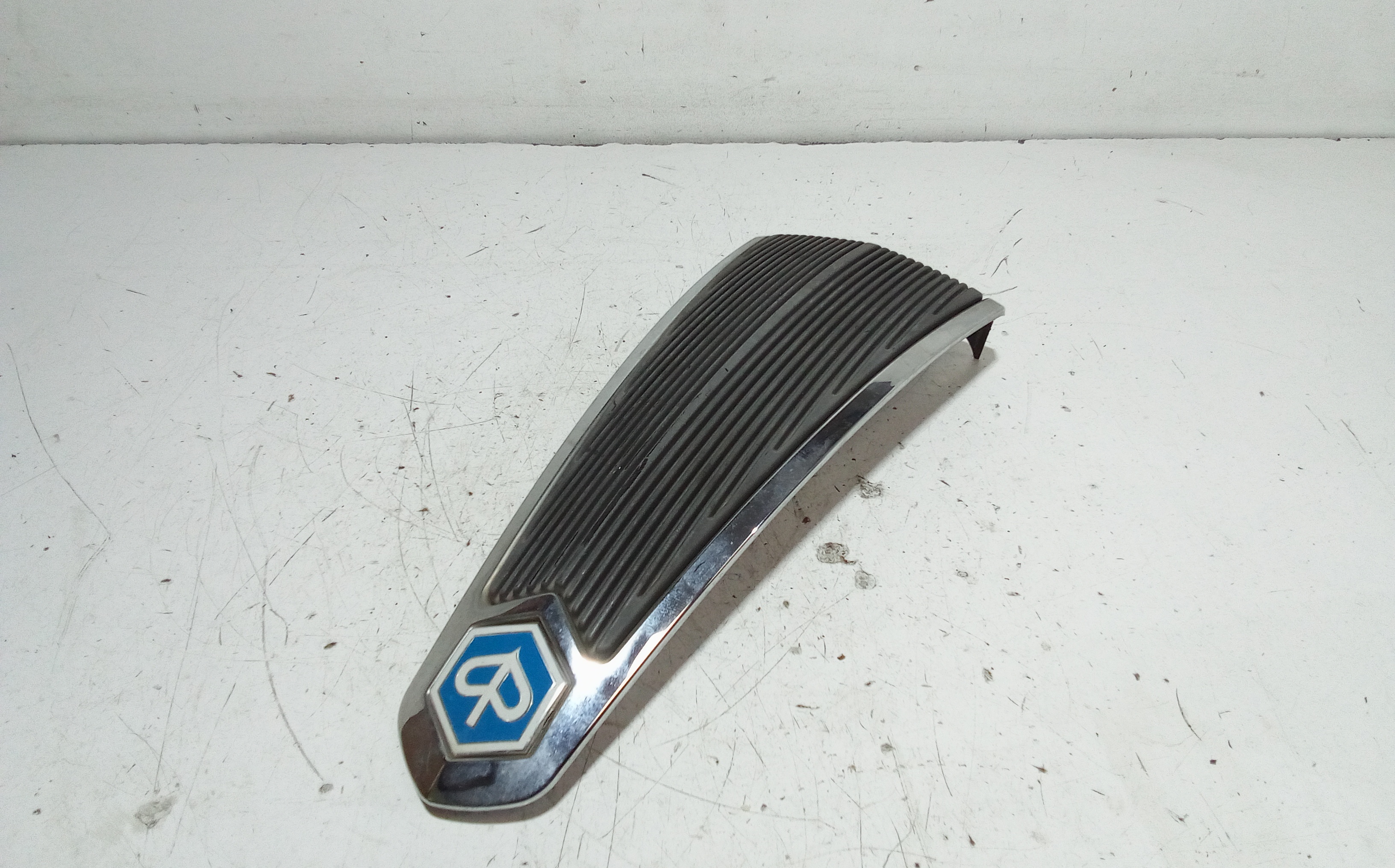 Coperchio scudo anteriore per Piaggio Liberty 50cc Moc (2010 - In produzione)