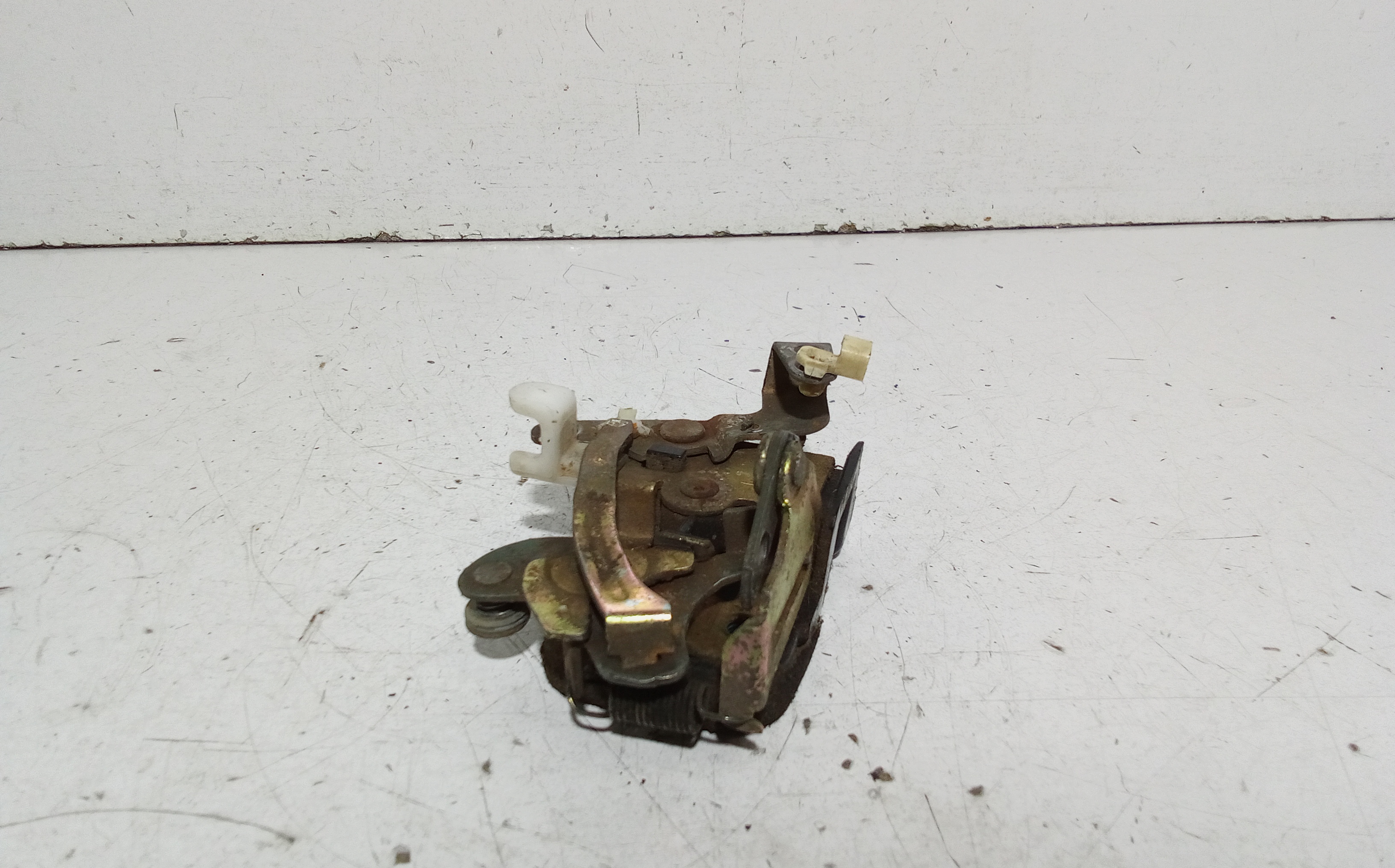 Serratura Anteriore Sinistra per Hyundai Atos 1 Serie (1998 - 2003)