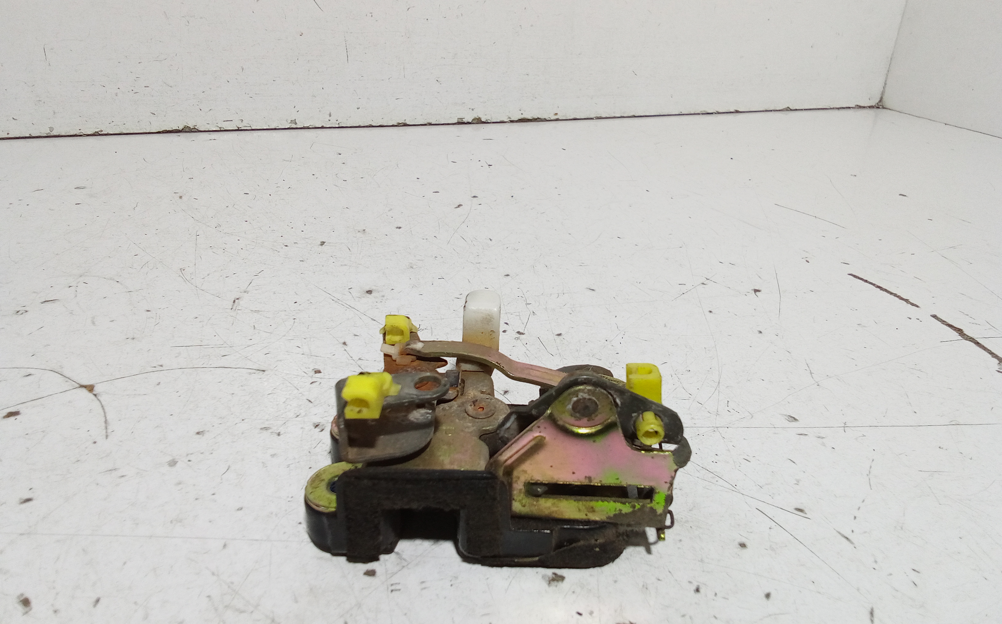 Serratura Anteriore Destra per Hyundai Atos 1 Serie (1998 - 2003)