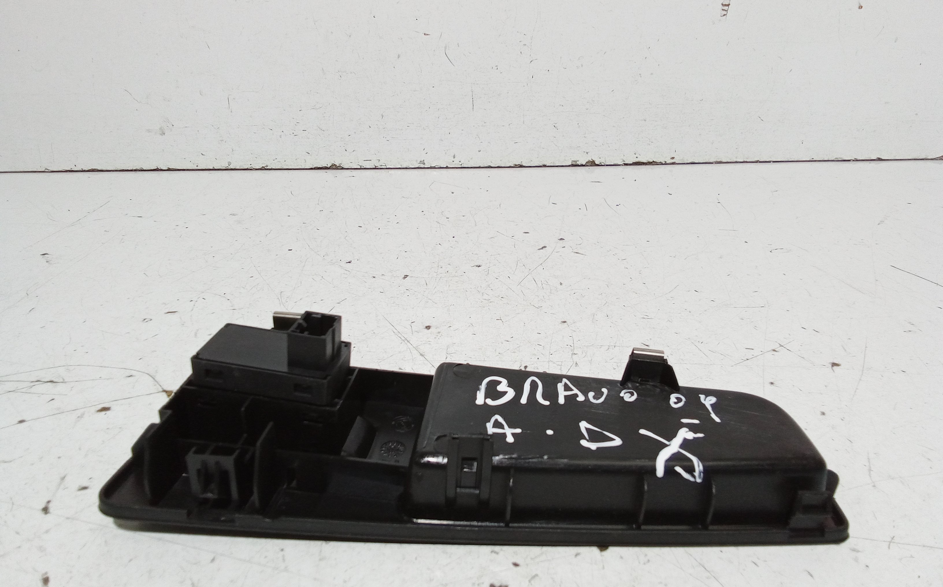 Pulsantiera Anteriore Destra Passeggero per Fiat Bravo 2 Serie (2007 - 2010)