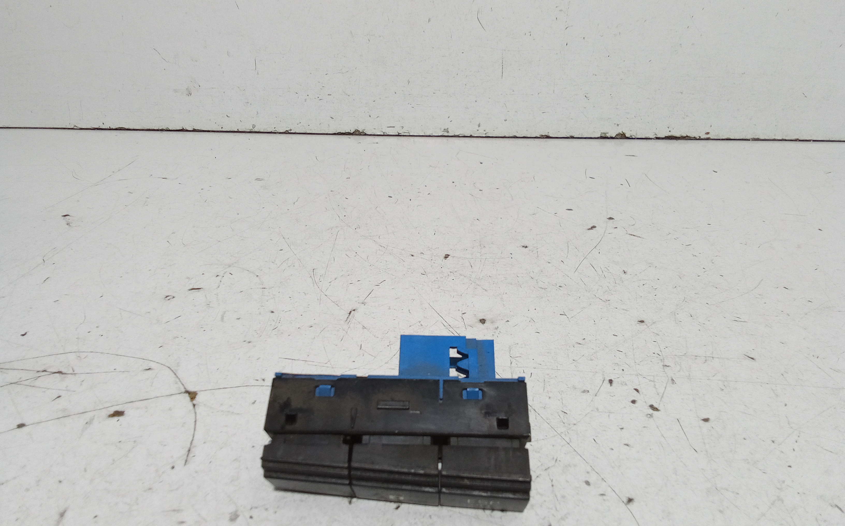 Pulsantiera chiusura porte e pulsante ESP per Peugeot 1007 1 Serie (2005 - In produzione)