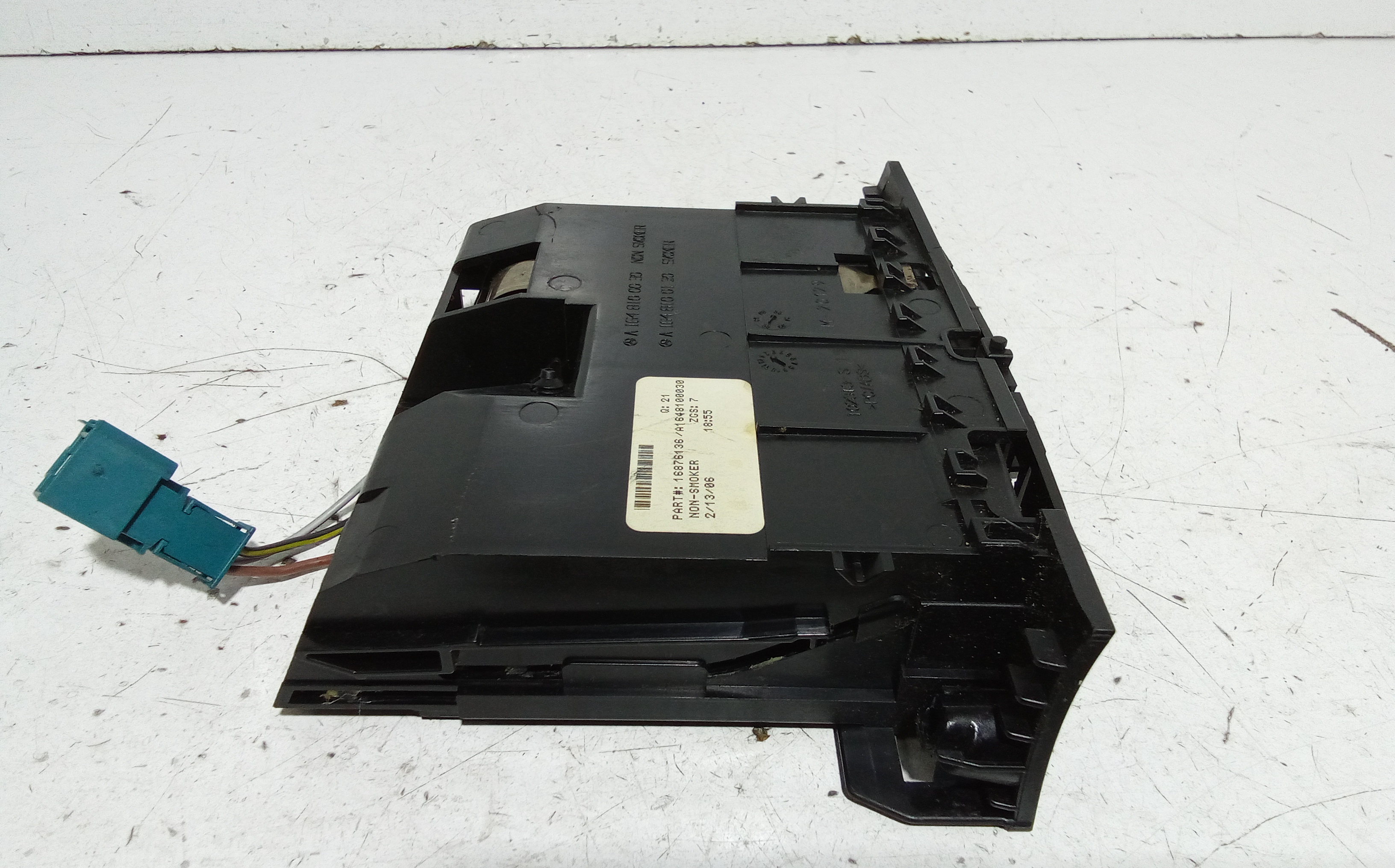 Posacenere per Mercedes Ml W164 3 Serie (2005 - 2011)