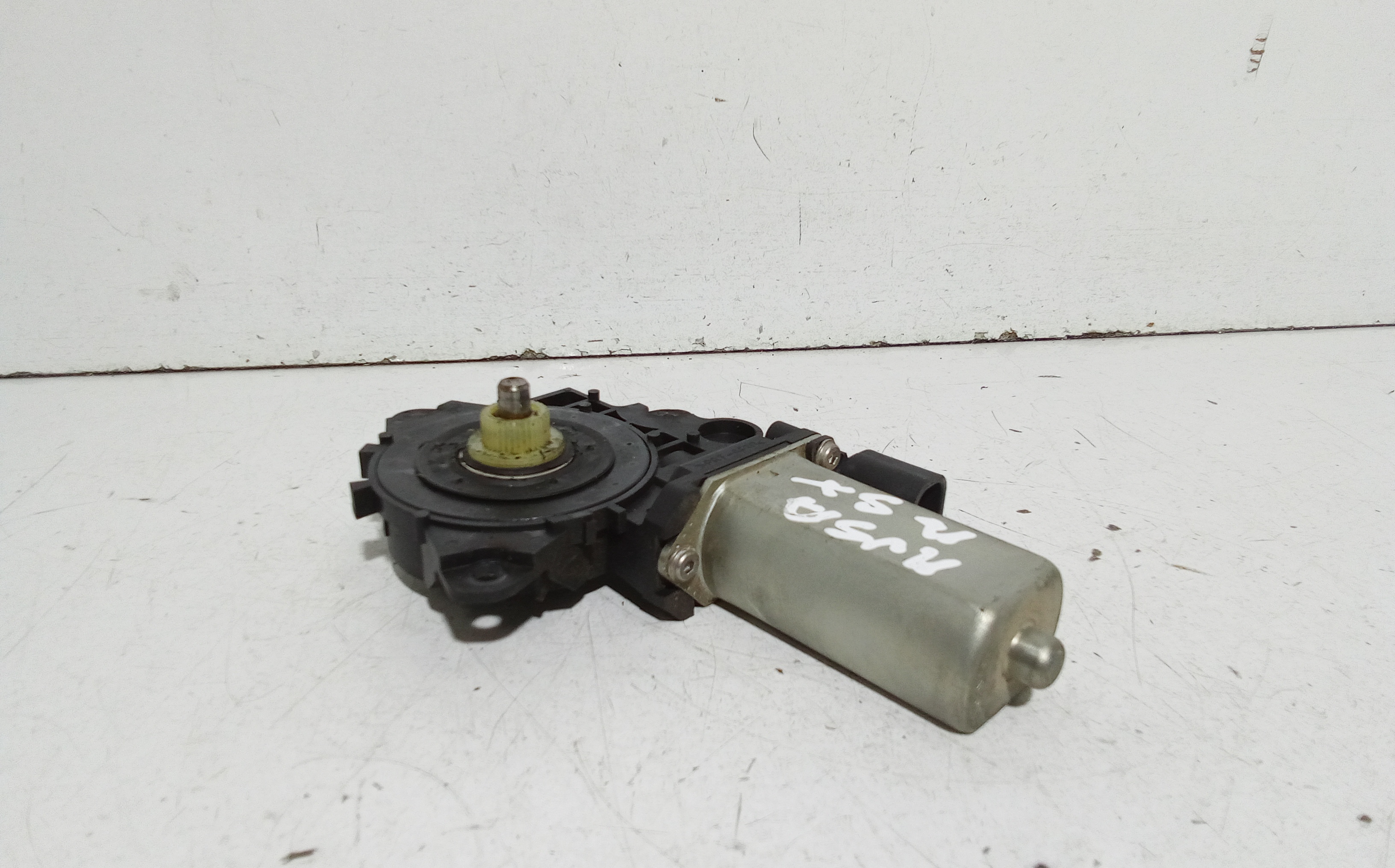 Motorino Alzavetro anteriore Sinistro per Fiat Idea 1 Serie (2003 - 2005)